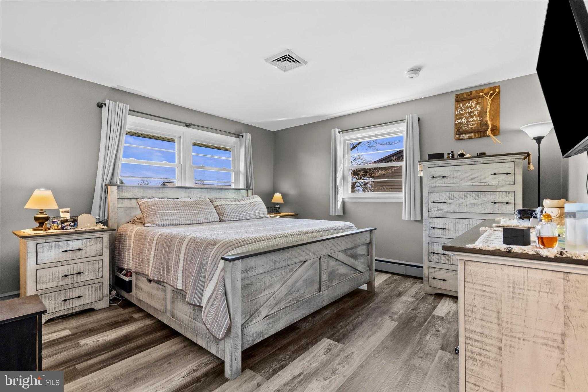 239 Mill Rd photo 19