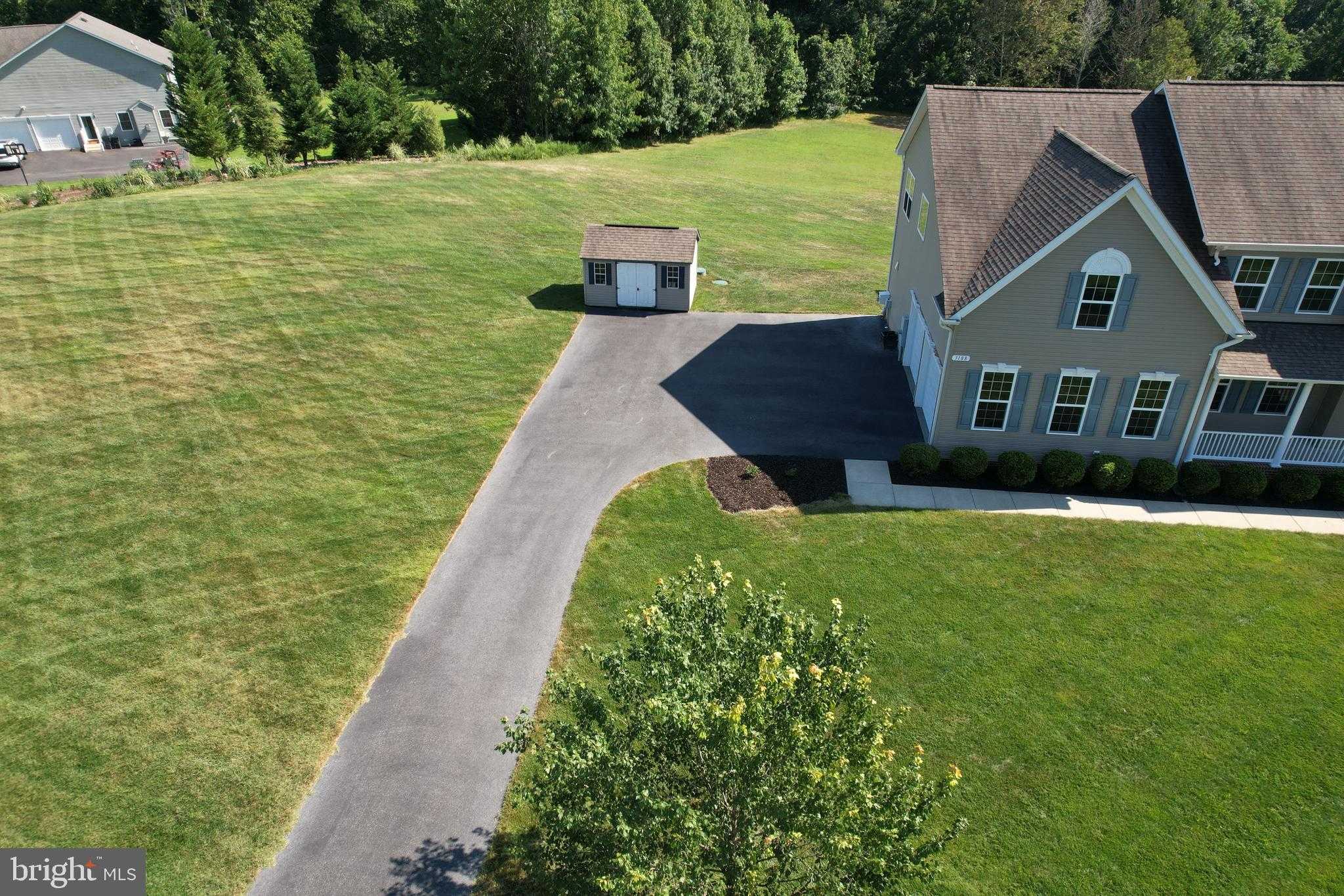 3188 Huntsman Dr photo 7