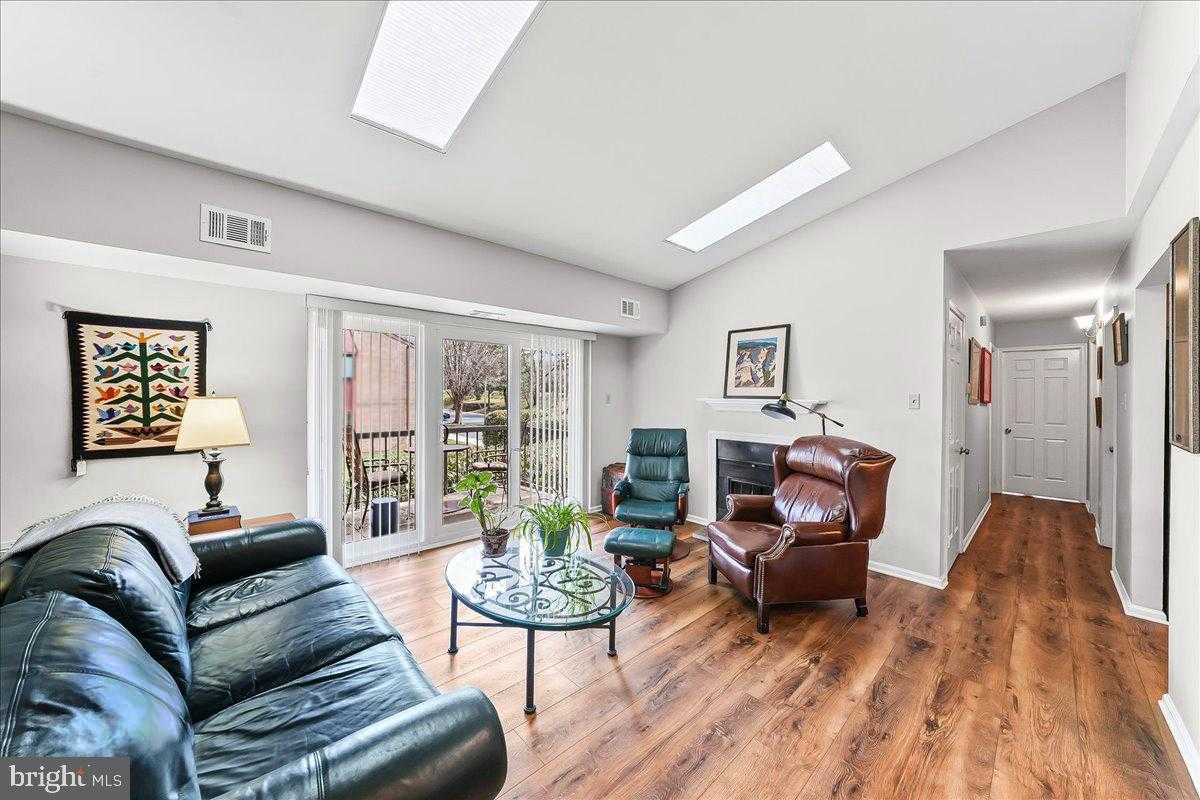 76 Le Forge CT photo 9