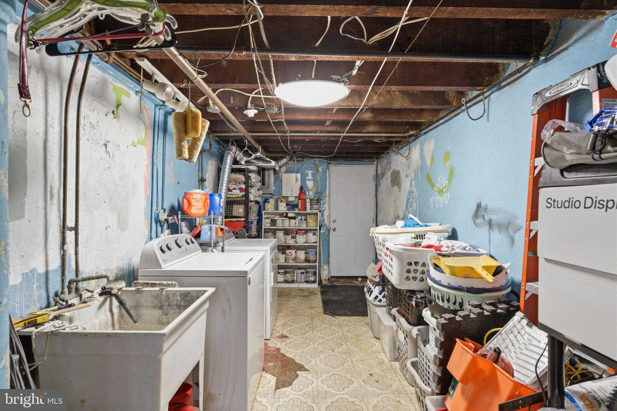 2905 Knorr St photo 18