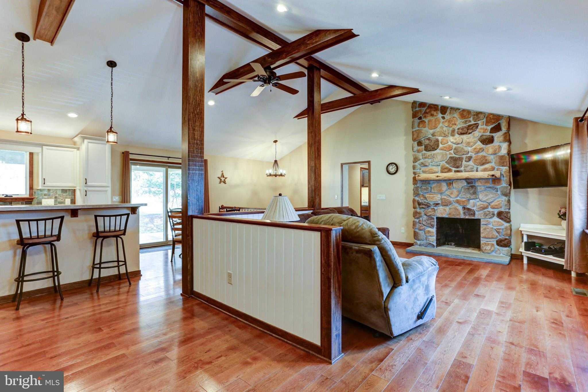 401 Sarhelm Rd photo 7