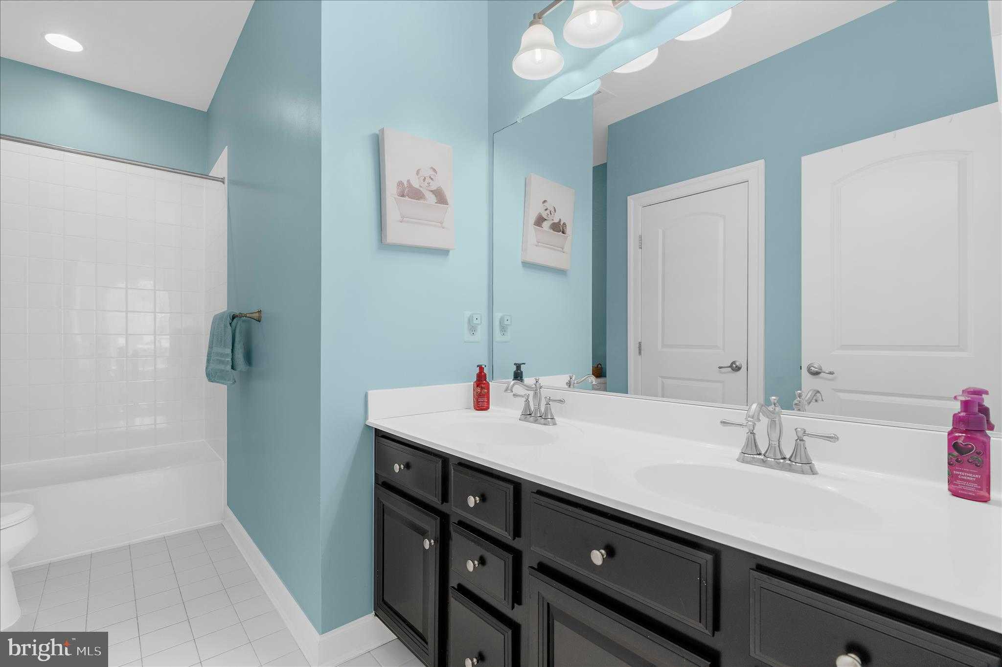 830 Sebastian Ln photo 32