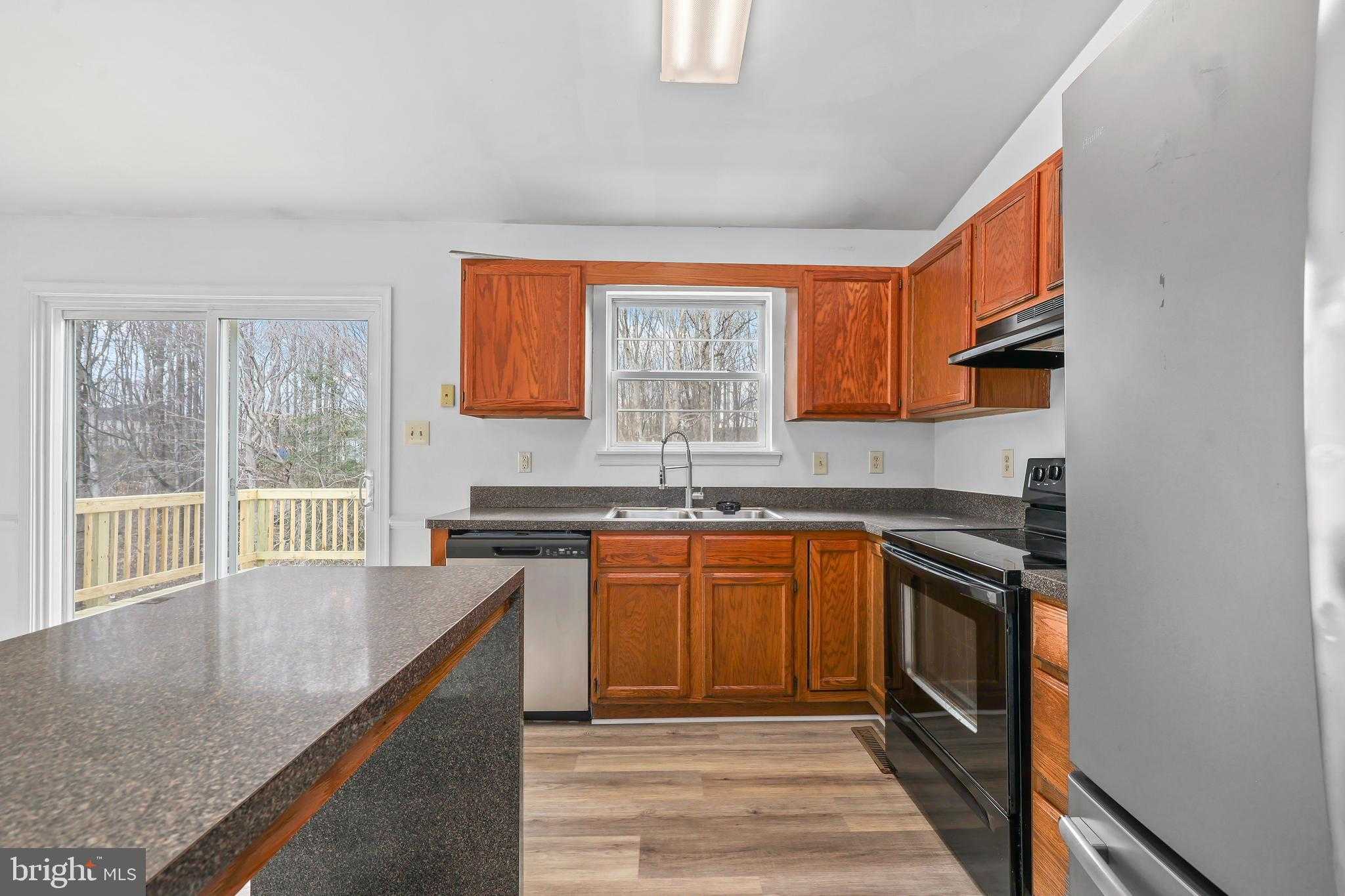 5707 Stone Meadow Dr photo 10