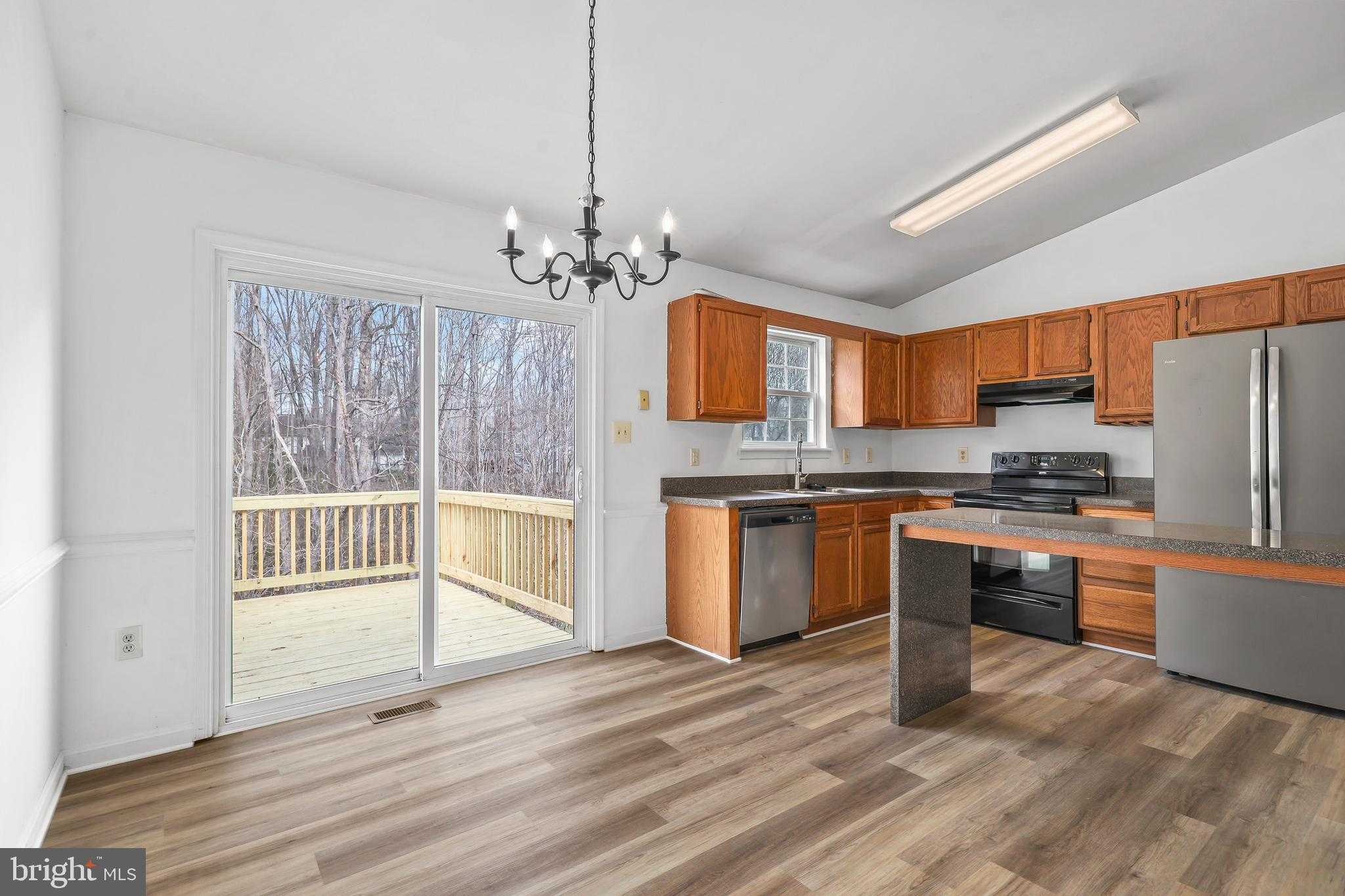 5707 Stone Meadow Dr photo 9