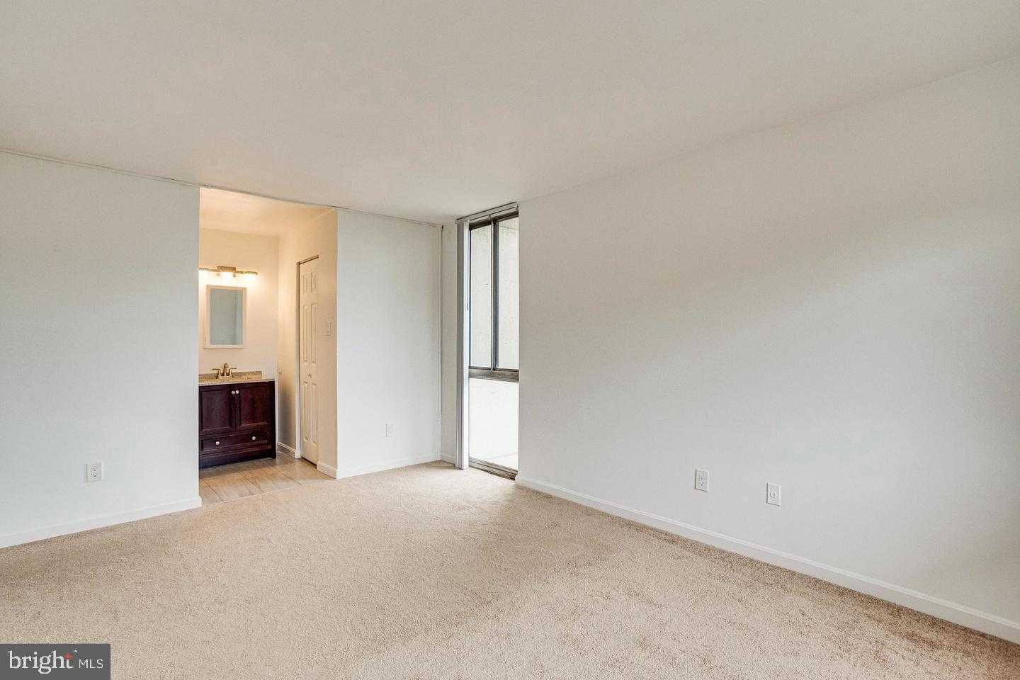 1836 Metzerott Rd Apt 2025 photo 15