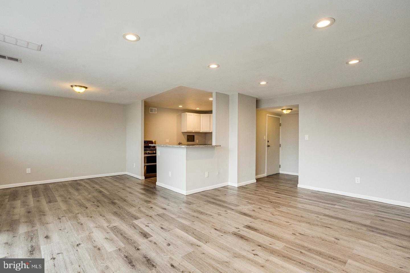 1836 Metzerott Rd Apt 2025 photo 6