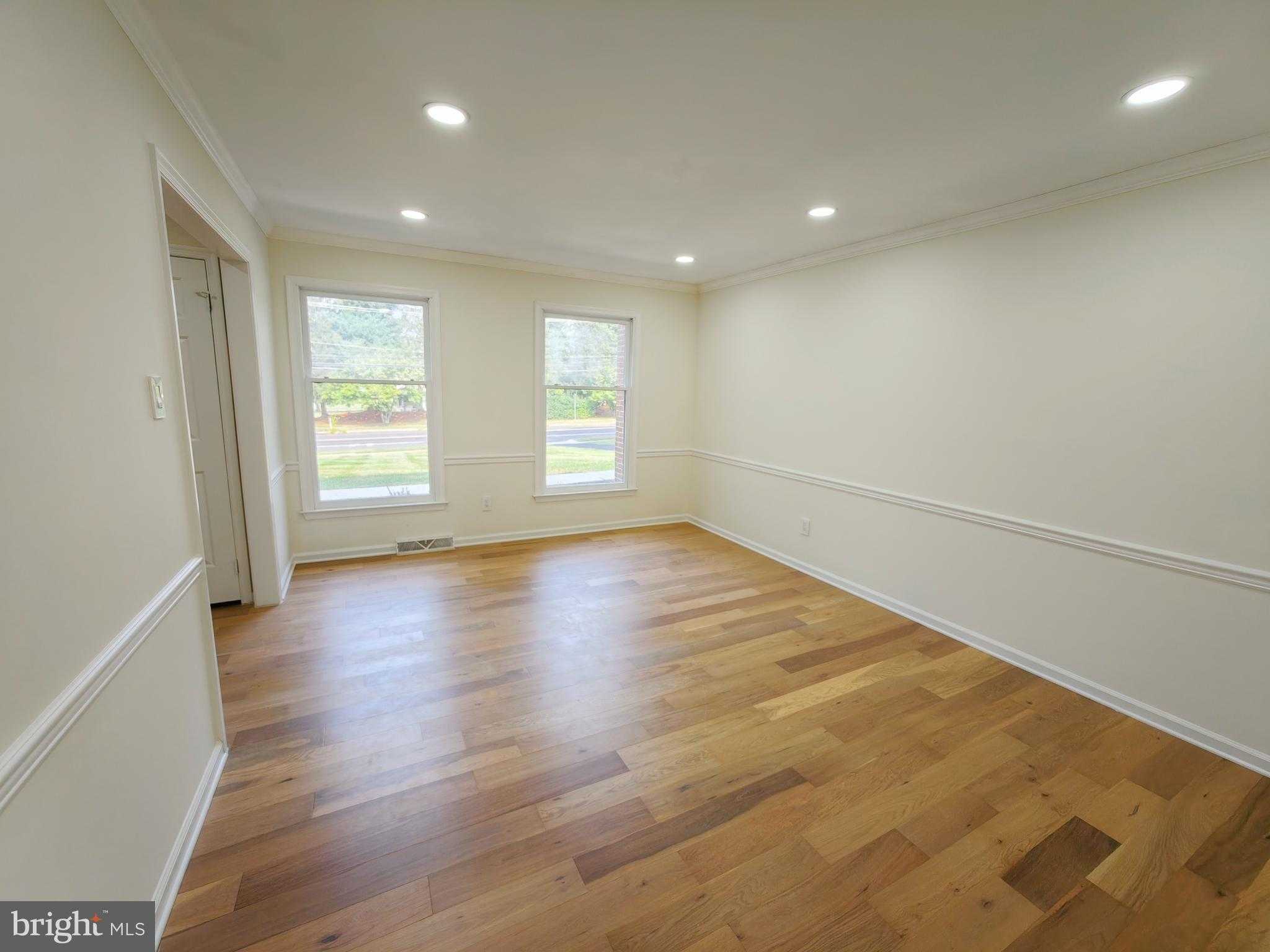 657 N Wales Rd photo 17