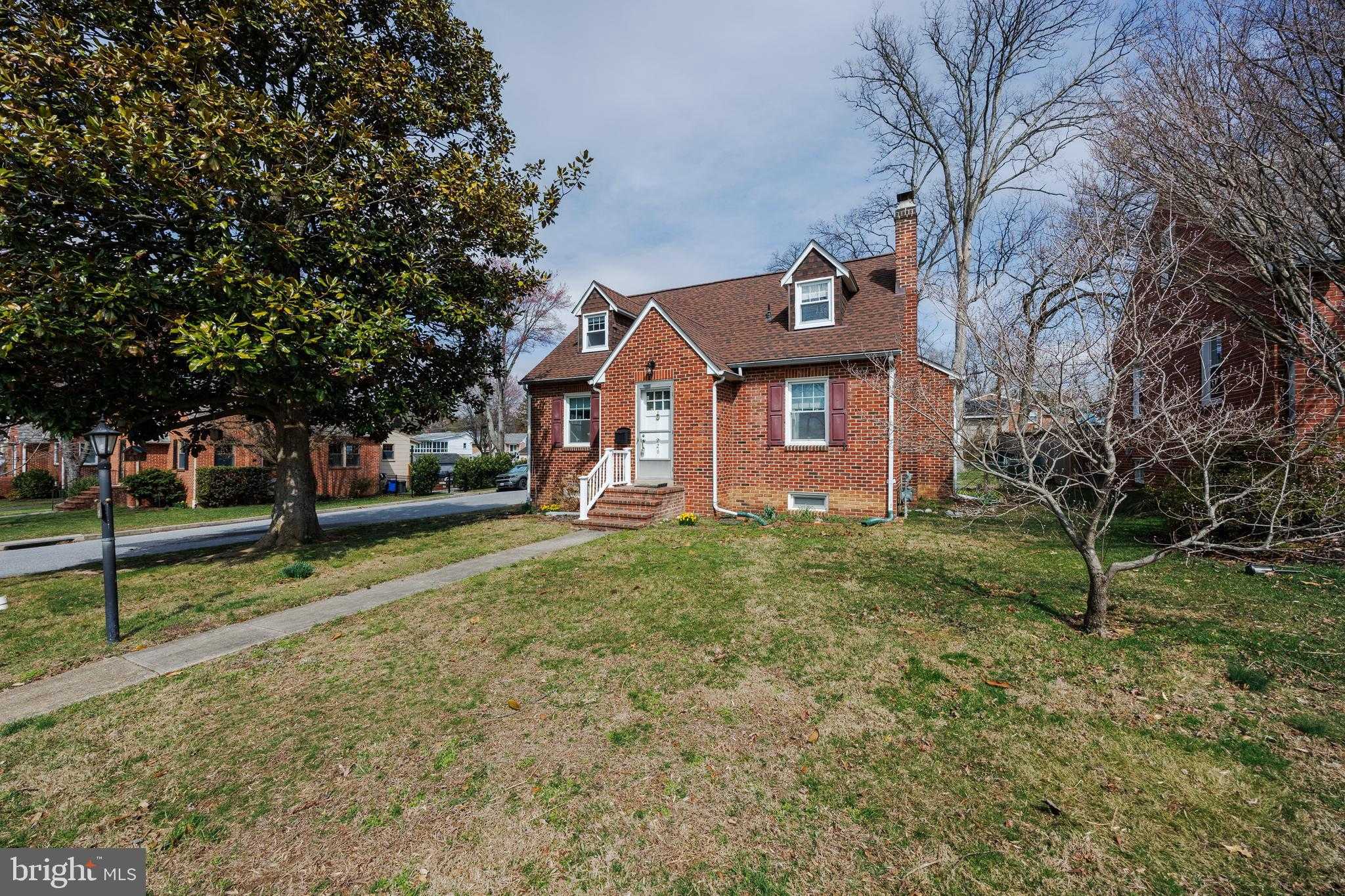 226 Glenmore Ave photo 42