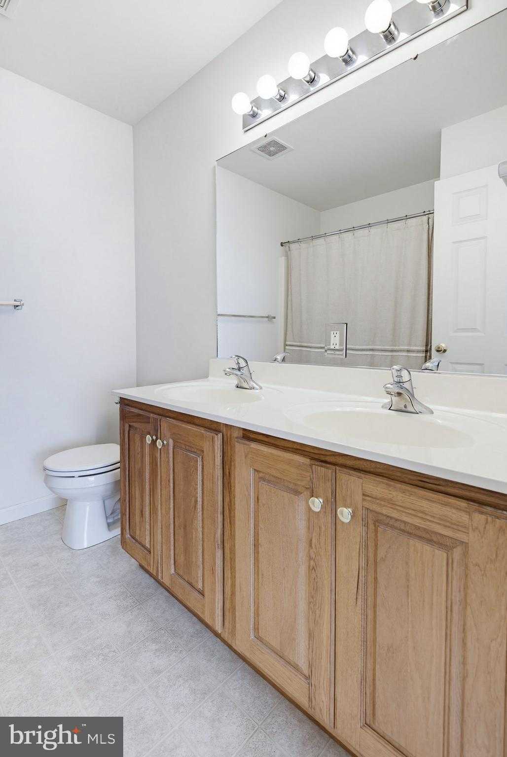 674 Royal View Dr photo 19