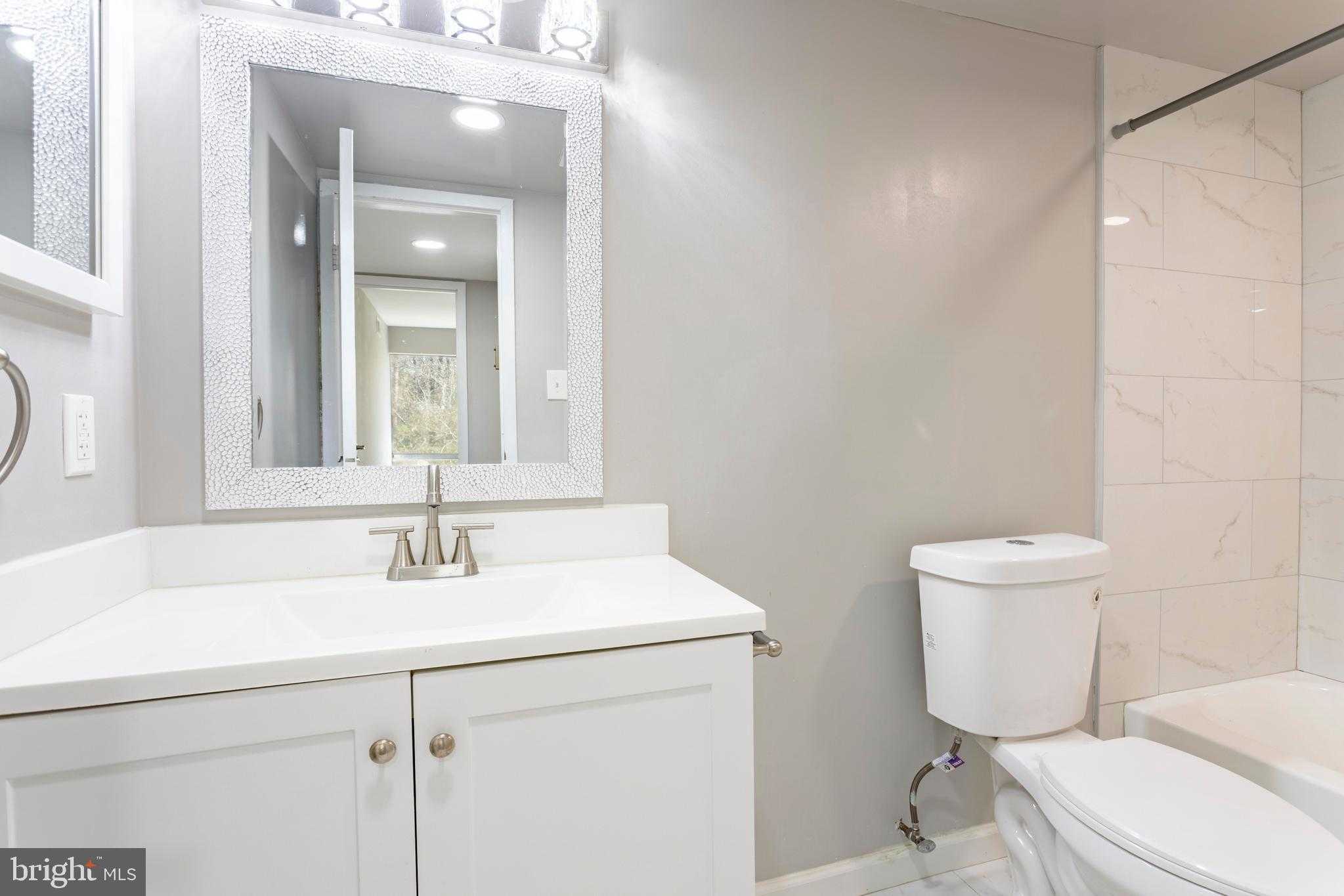 8467 Greenbelt Rd photo 21