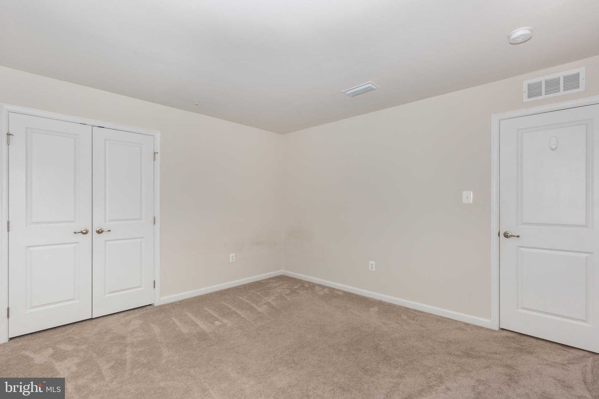 112 Sherman Way photo 42