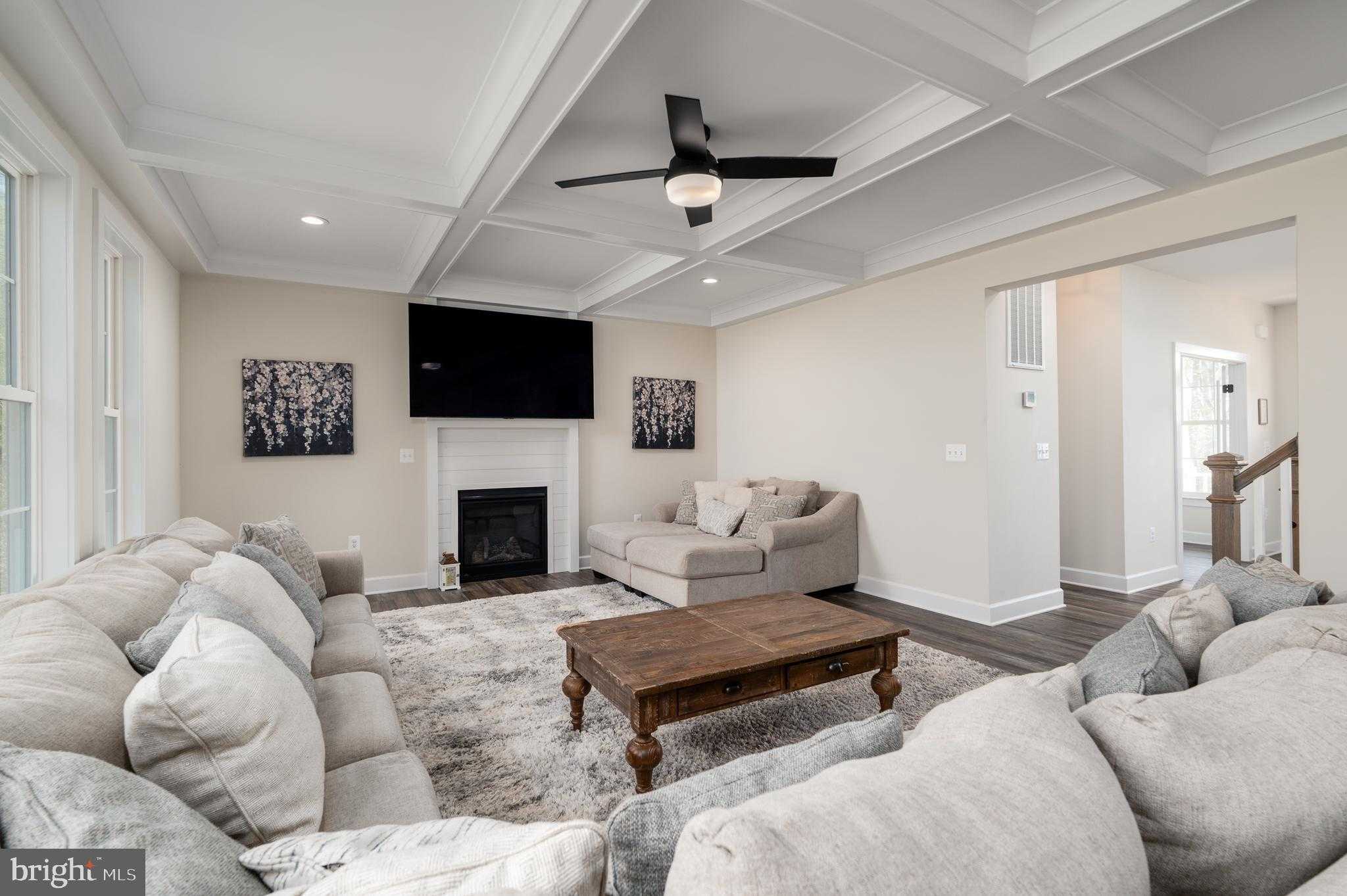 579 Fairview Dr photo 13