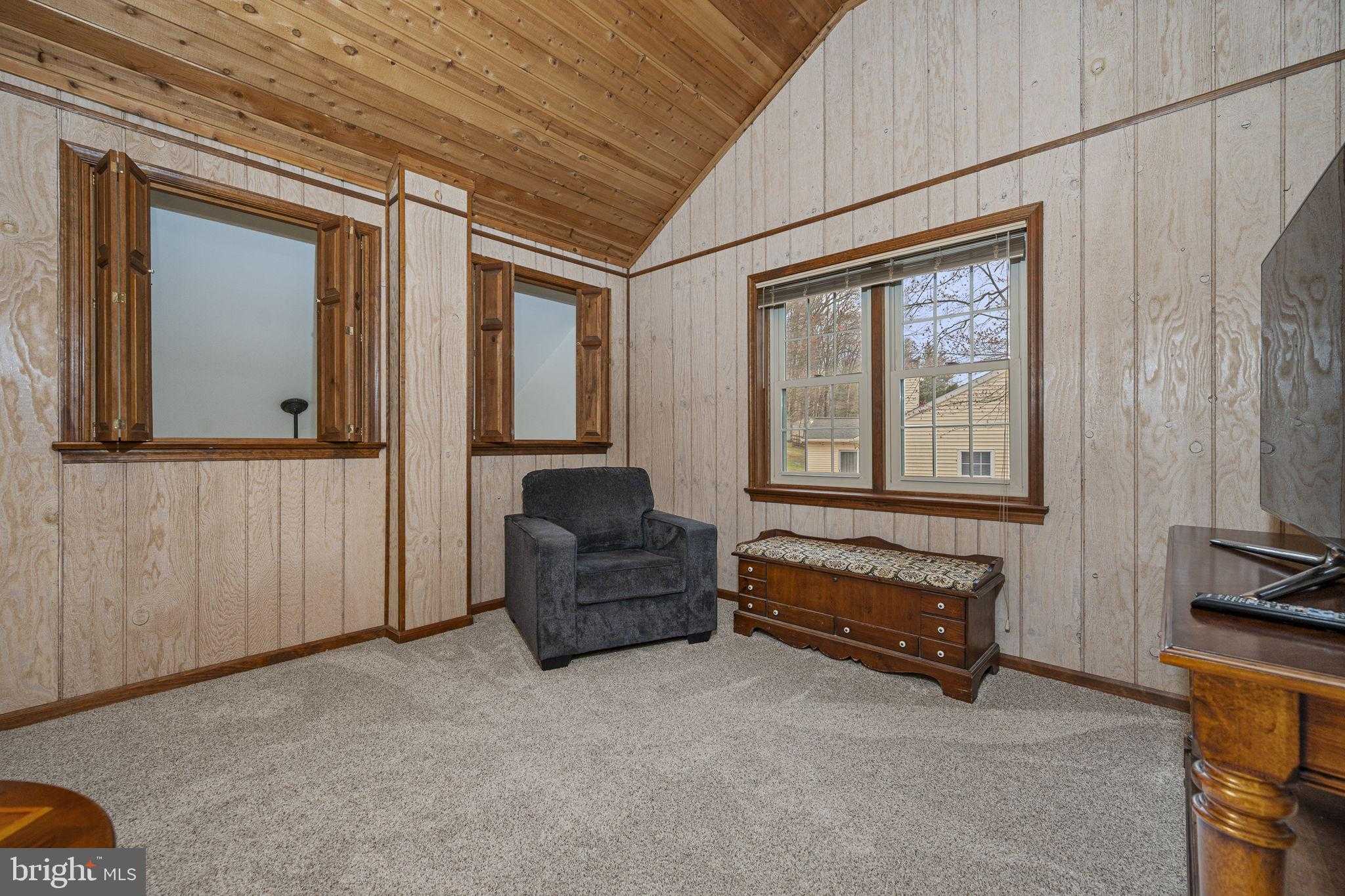 36 Sheffield Ln photo 19