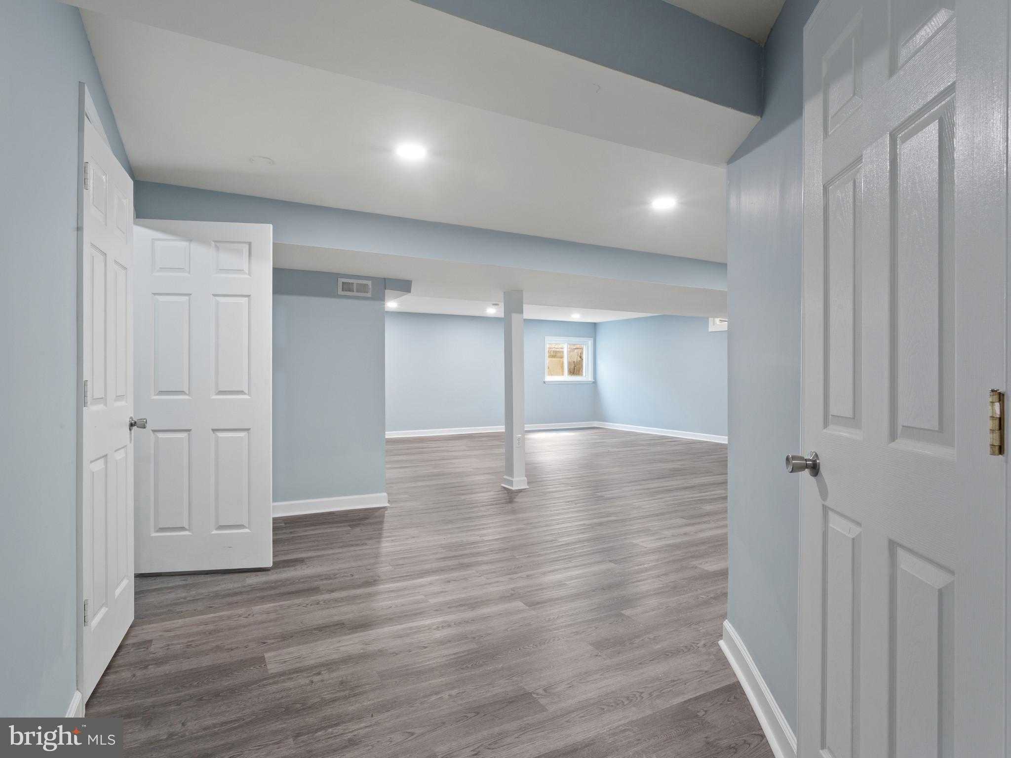 2417 Kemper Rd photo 42