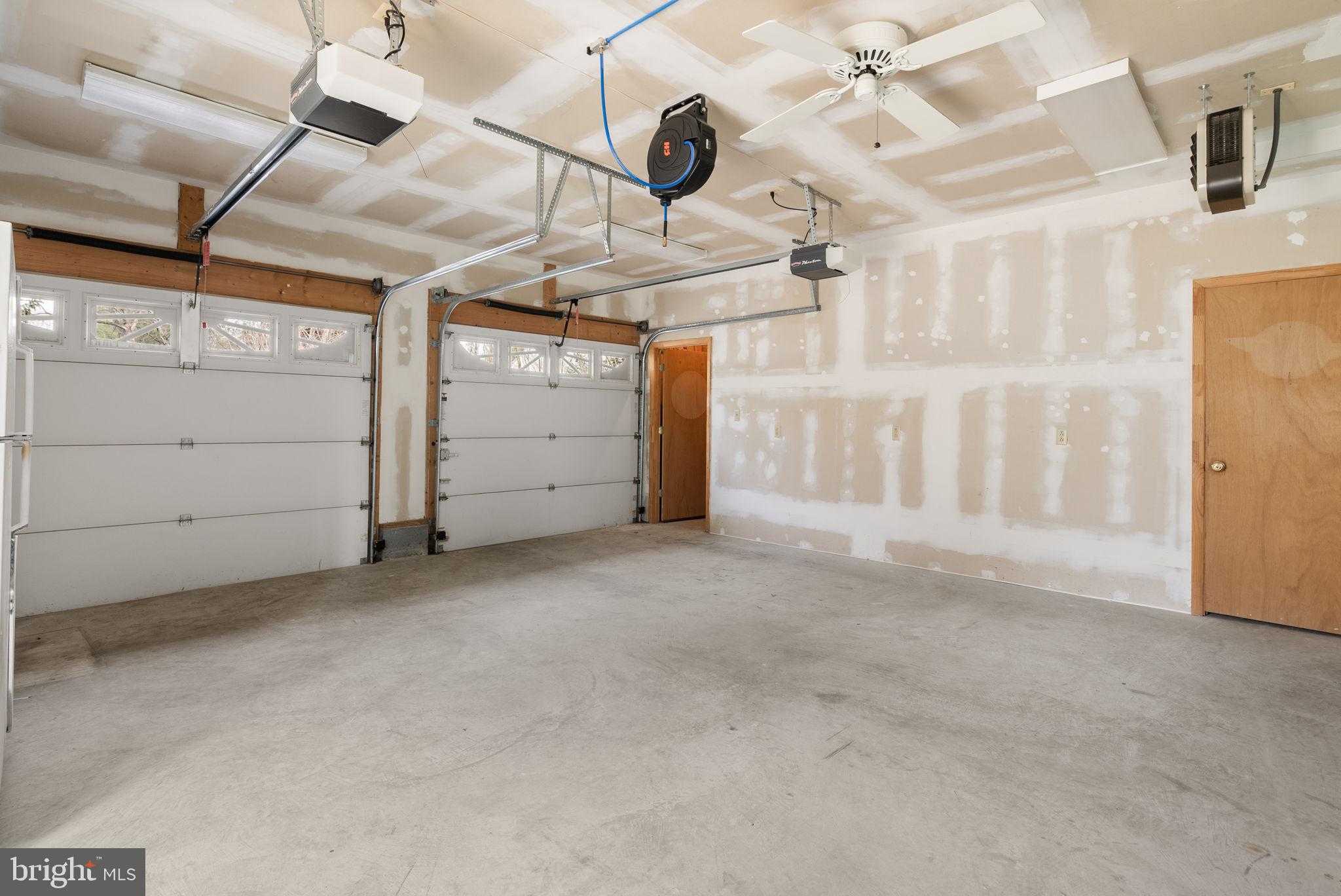 5820 Winegrove CT photo 59