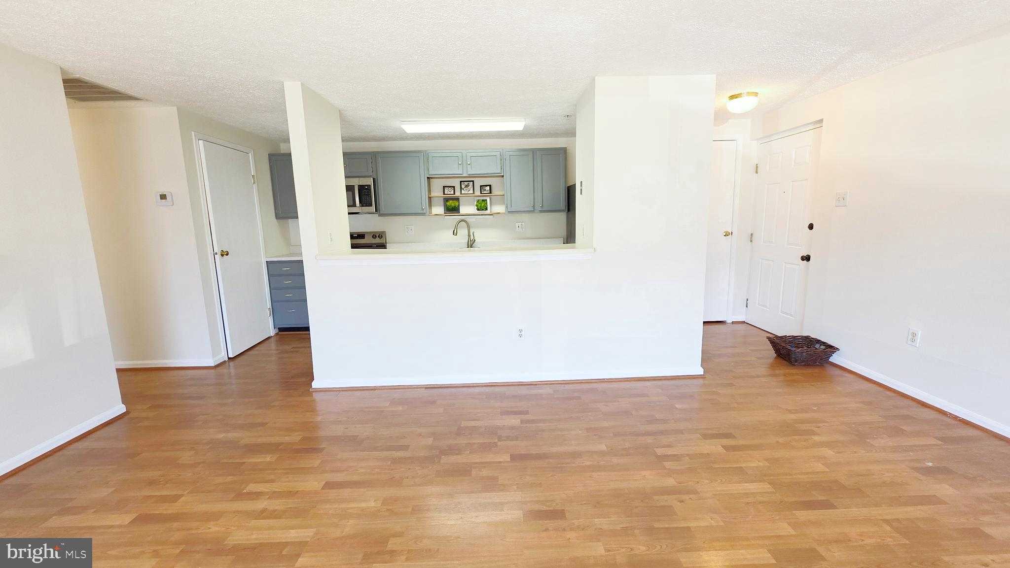 503 Palmtree Dr Apt 1 photo 7