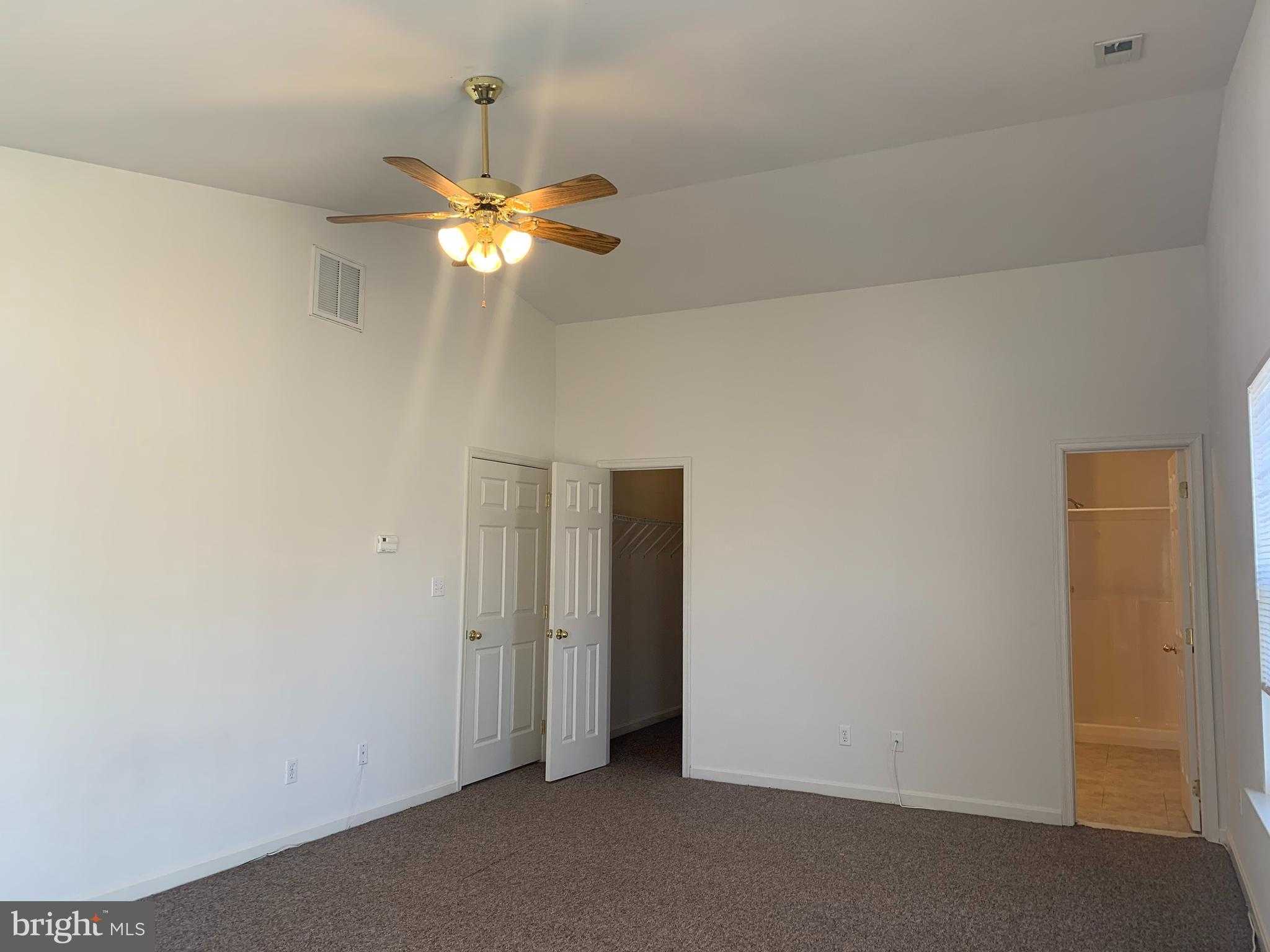 3904 7th St photo 14