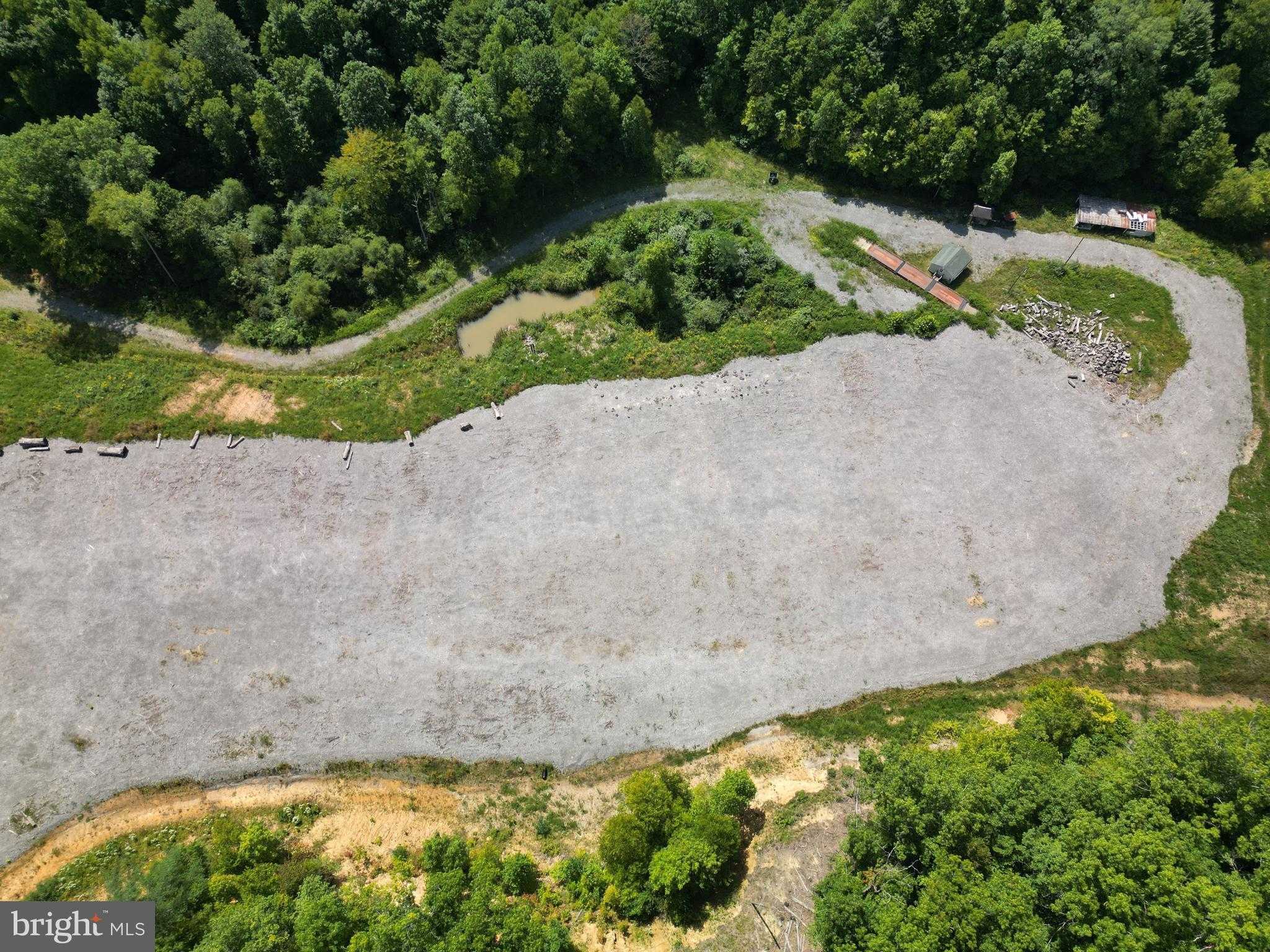 405 Checks Rd photo 11