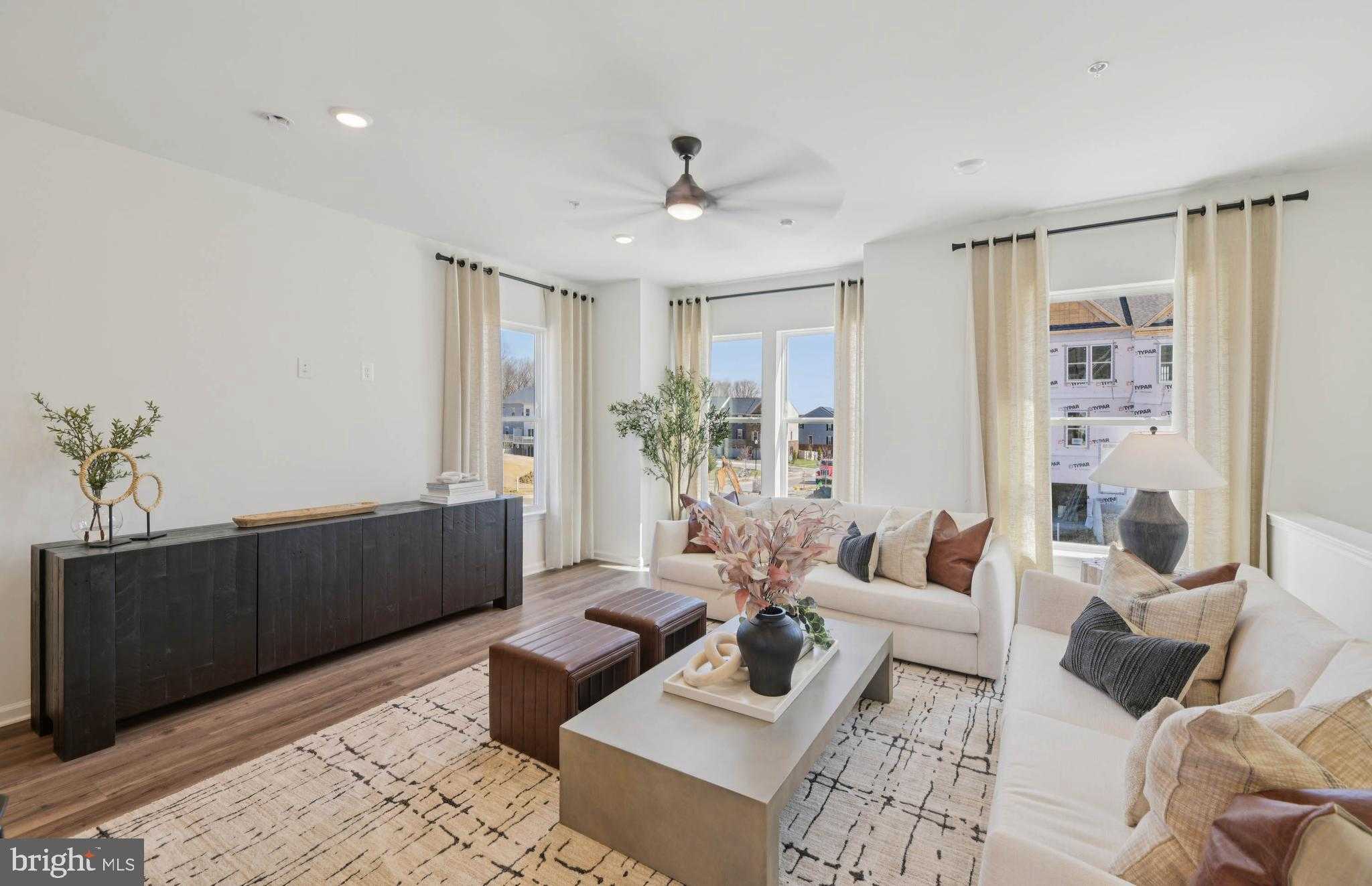 4201 Eliza CT photo 4