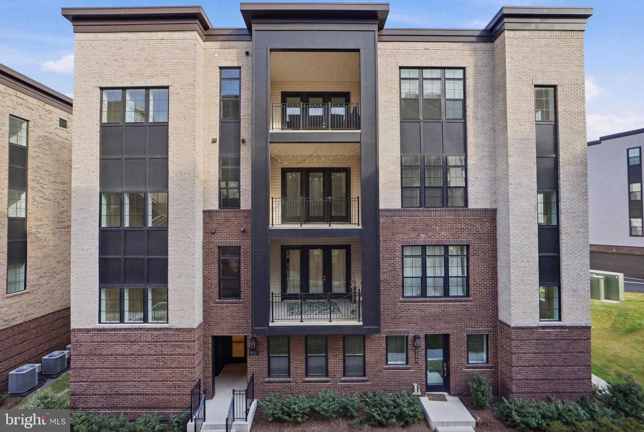 22171 Springside Ter Unit 300, Ashburn