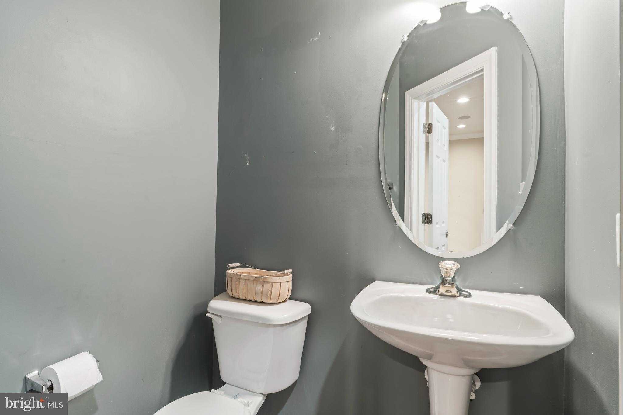 3838 Carriage Hill Dr photo 28