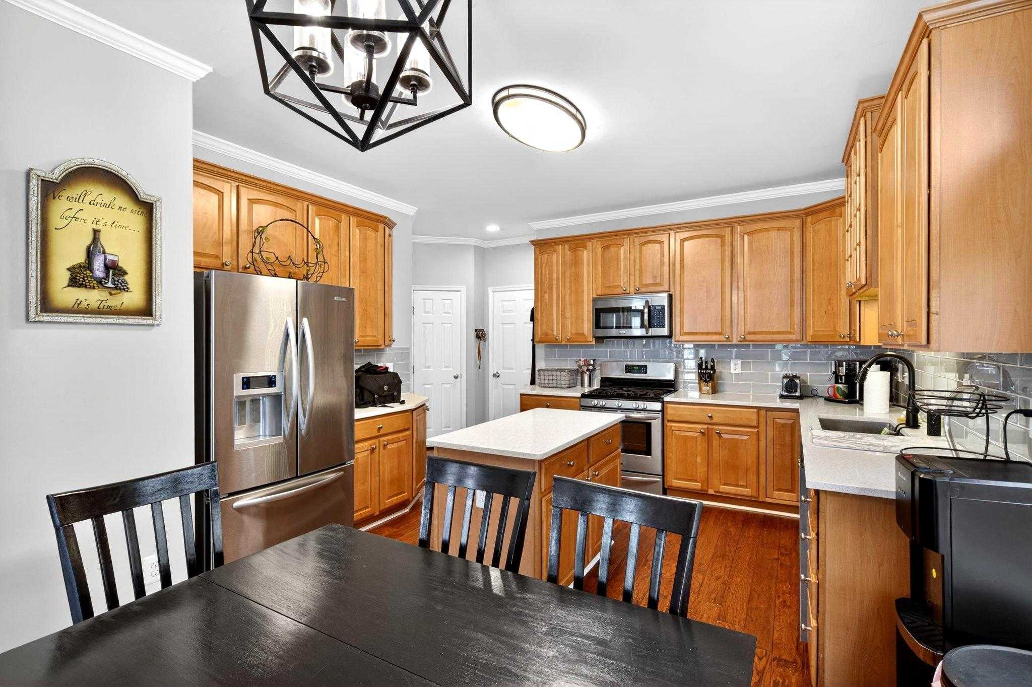 16128 Sheringham Way photo 9