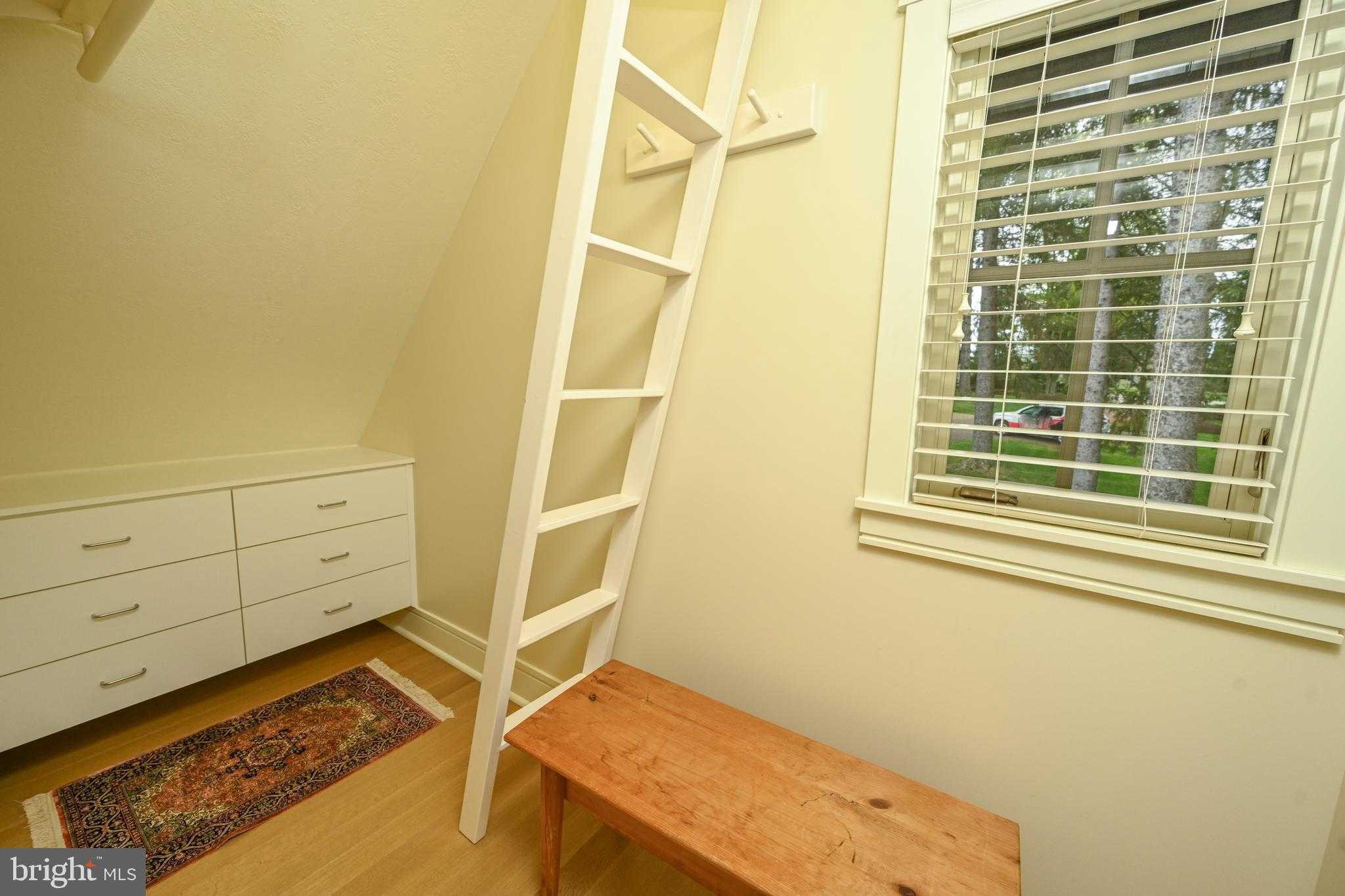 1010 Holy Cross Dr photo 103