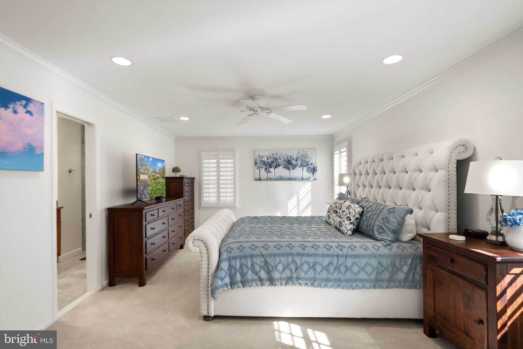 11809 Wayland St photo 35