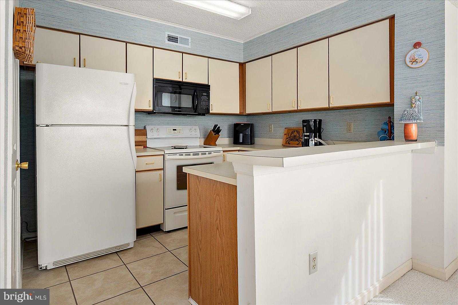 12301 Jamaica Ave photo 12