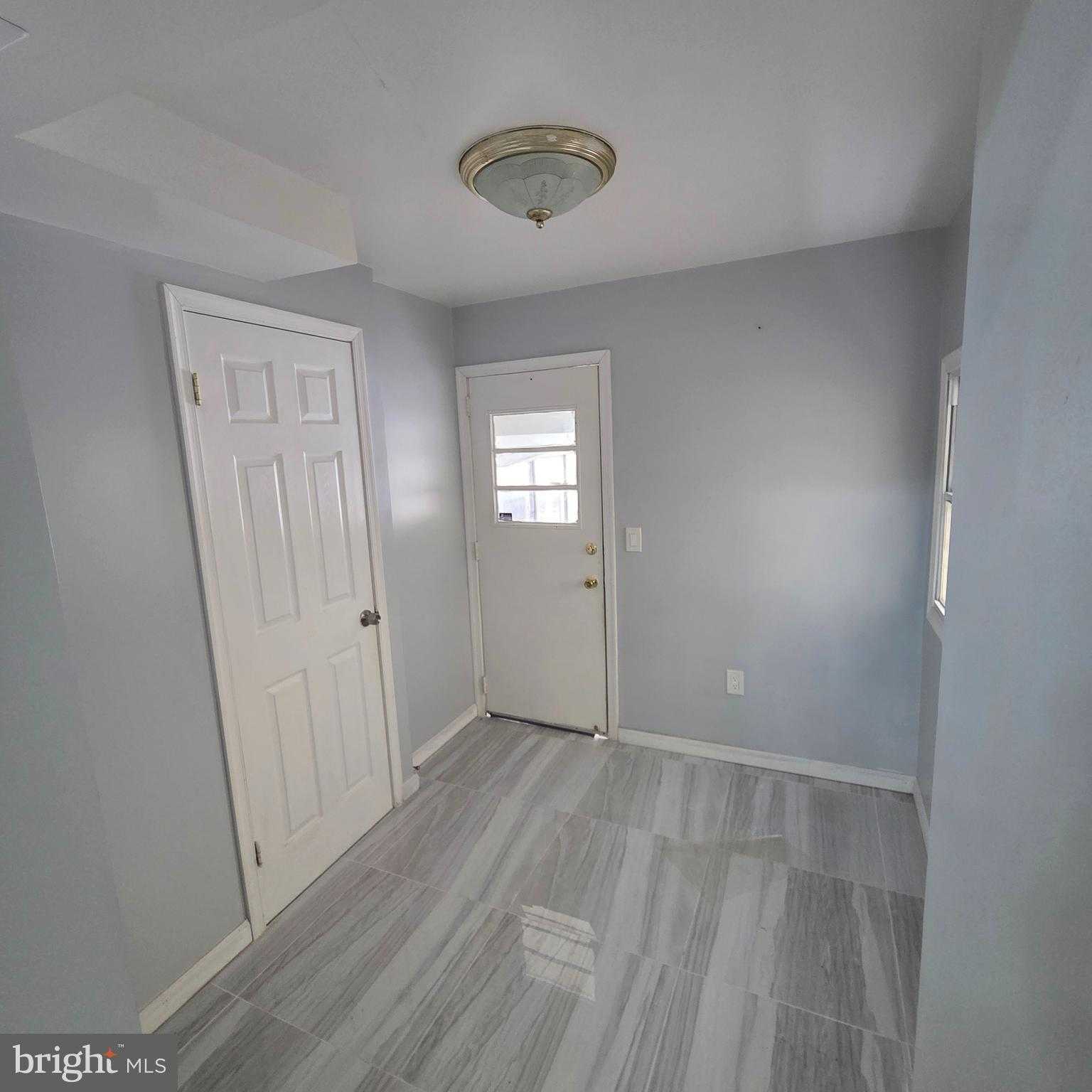 2623 E Norris St photo 4