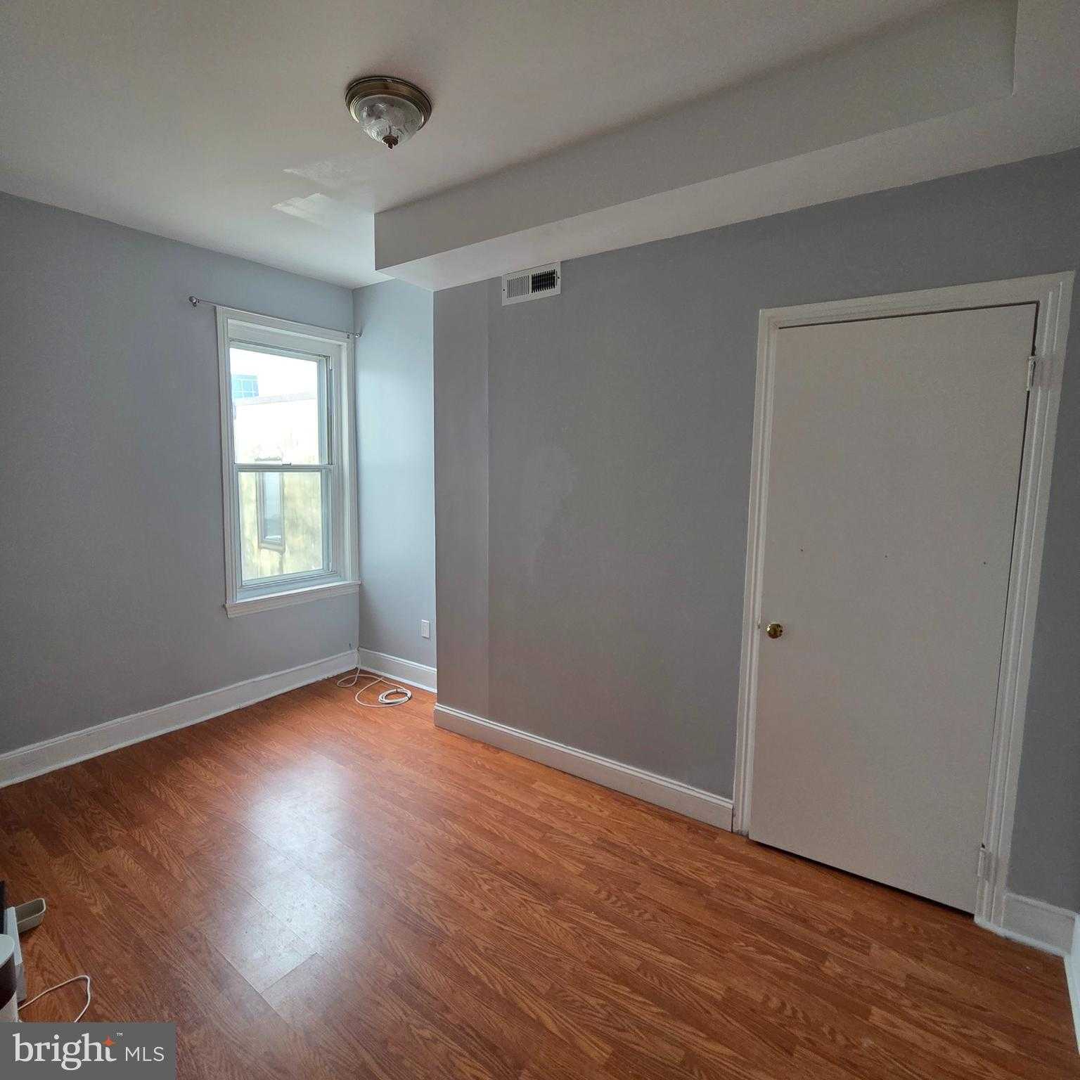 2623 E Norris St photo 8