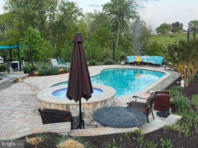 13519 Allnutt Ln photo 53