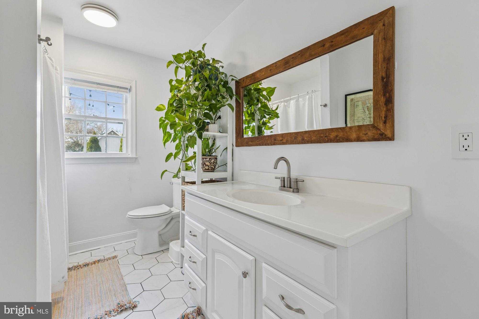 417 S Aurora St photo 9