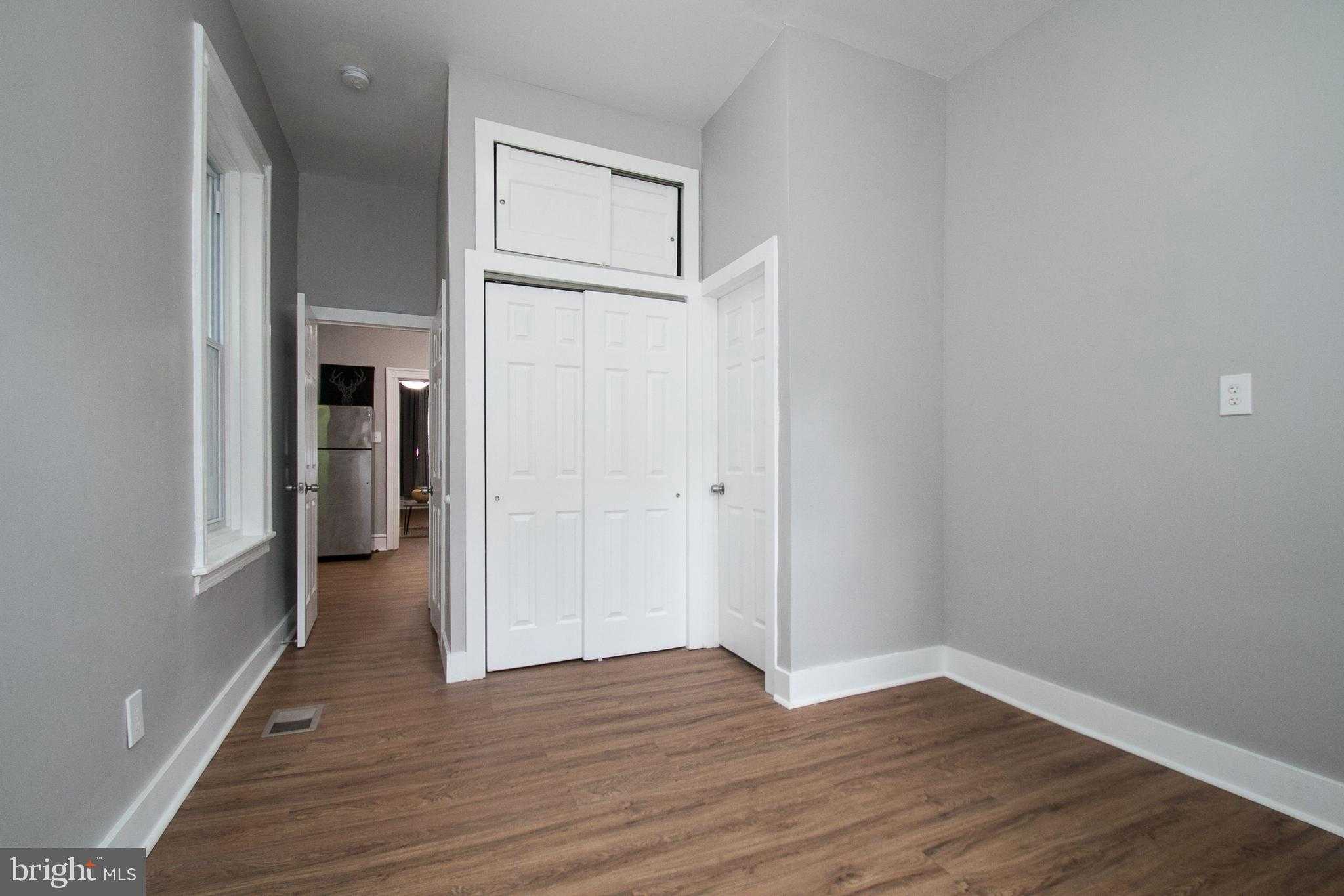 3717 N Gratz St photo 10