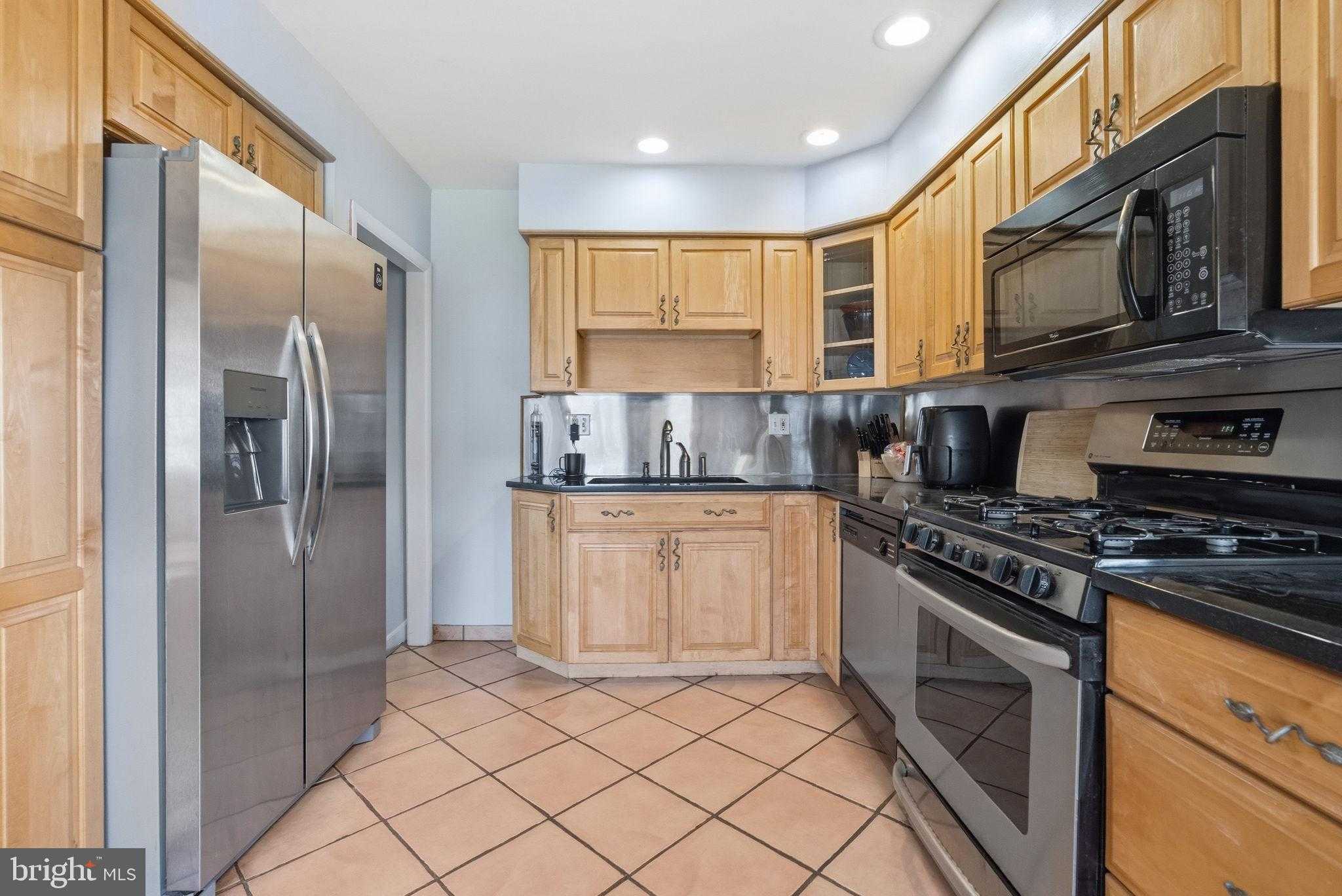 1036 Camas Dr photo 12