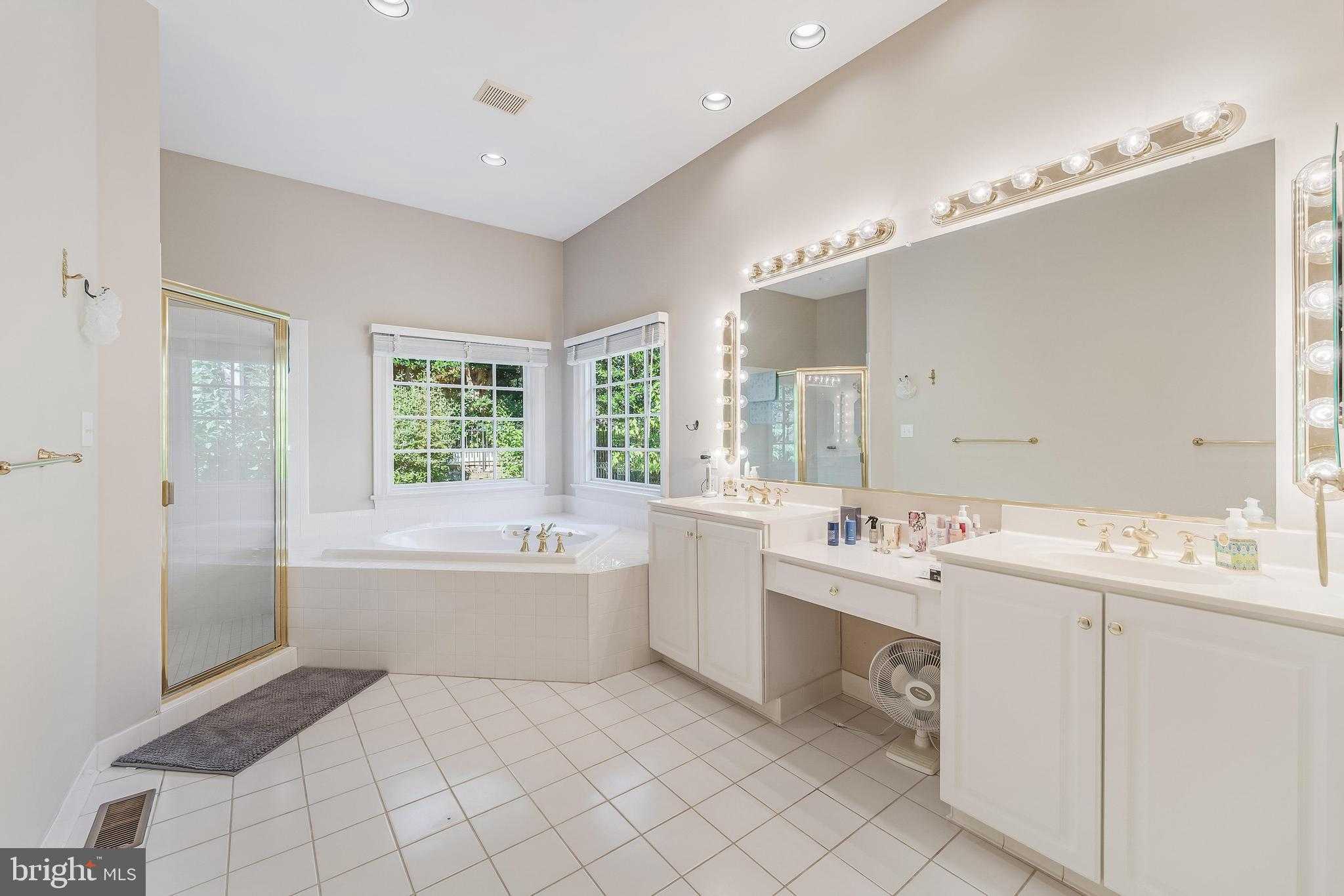 7405 Old Maple Sq photo 44