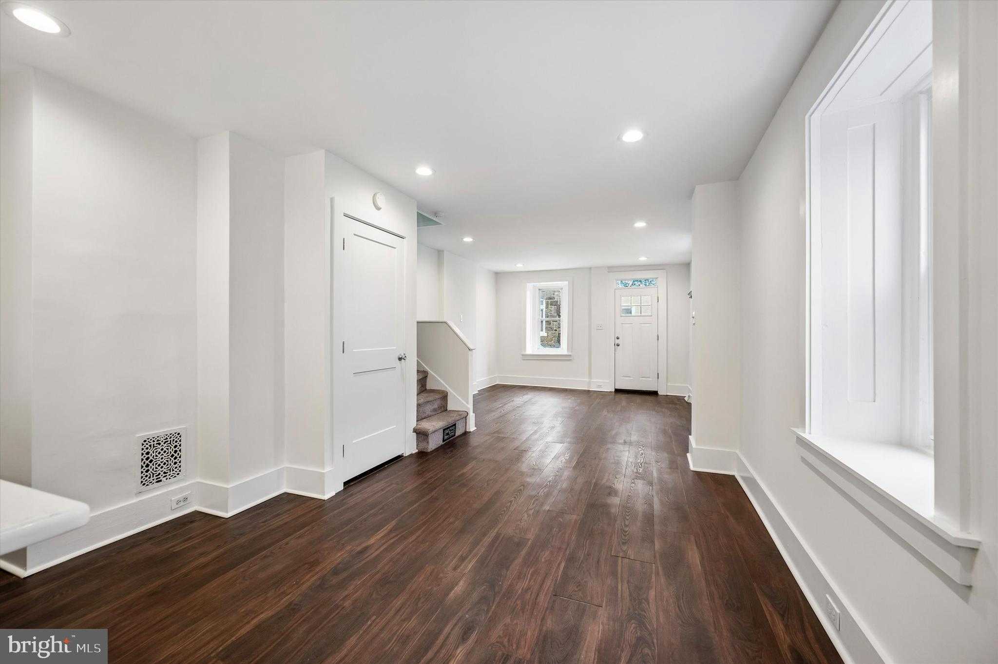 4316 Dexter St photo 9