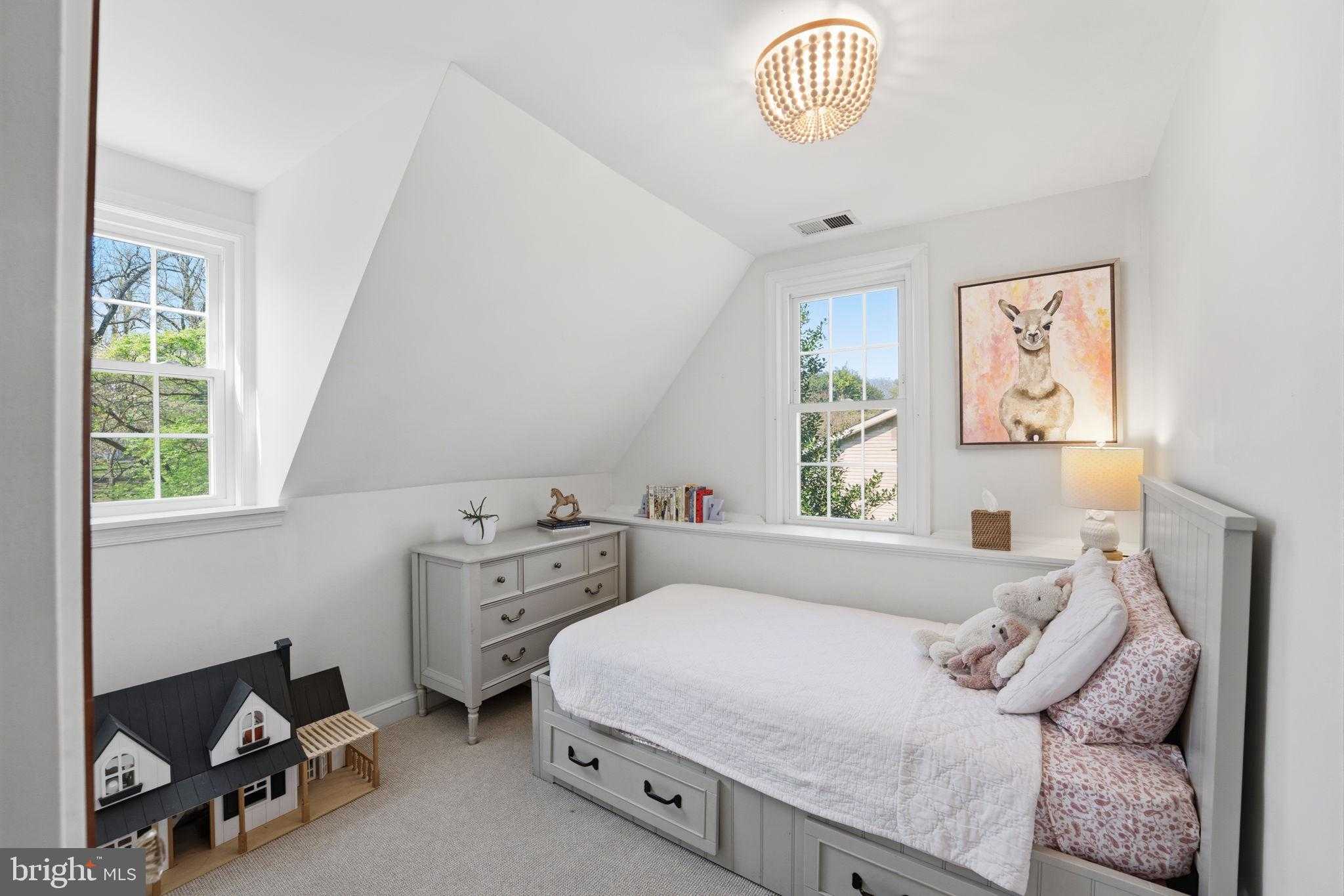 7612 Virginia Ave photo 17