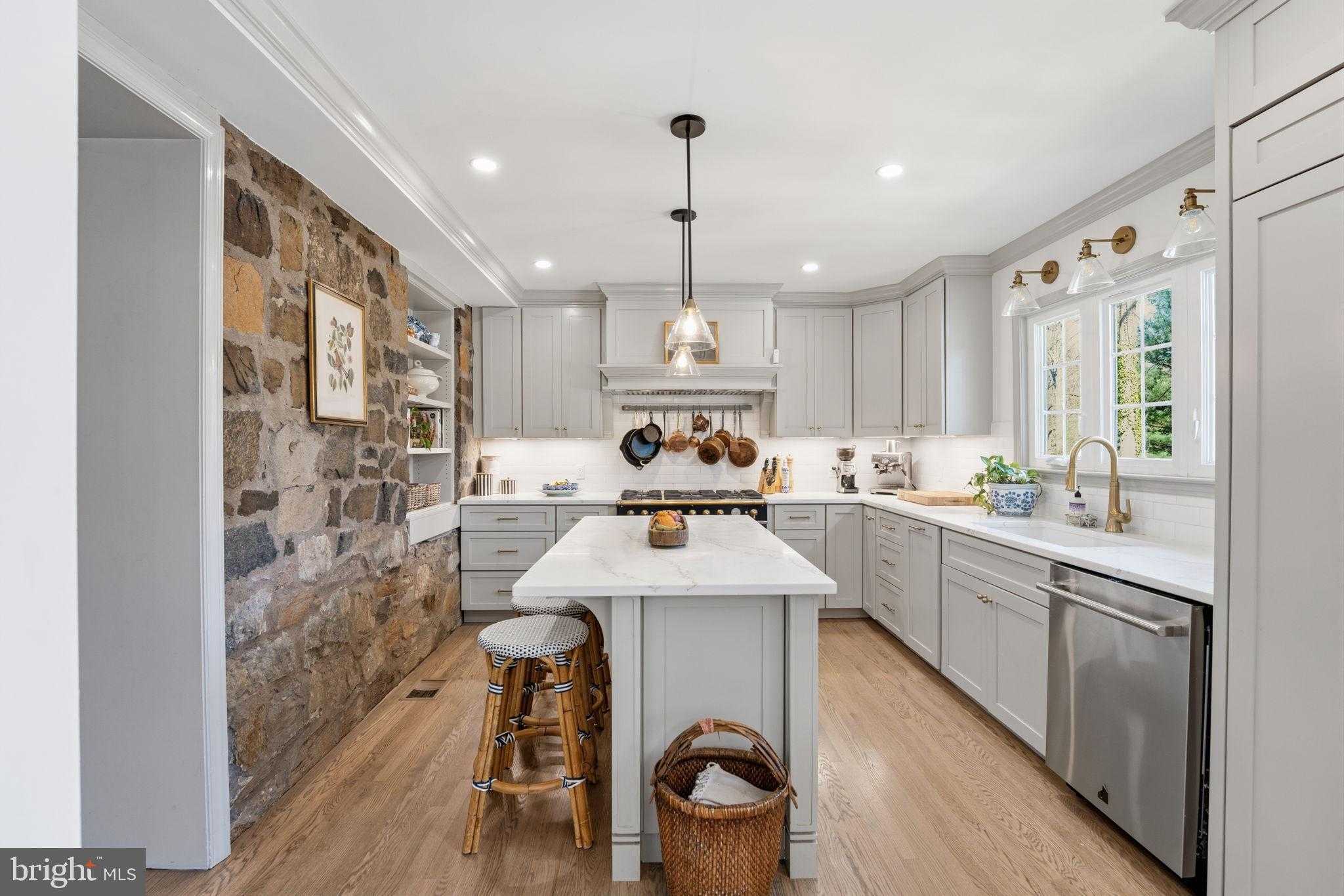 7612 Virginia Ave photo 6