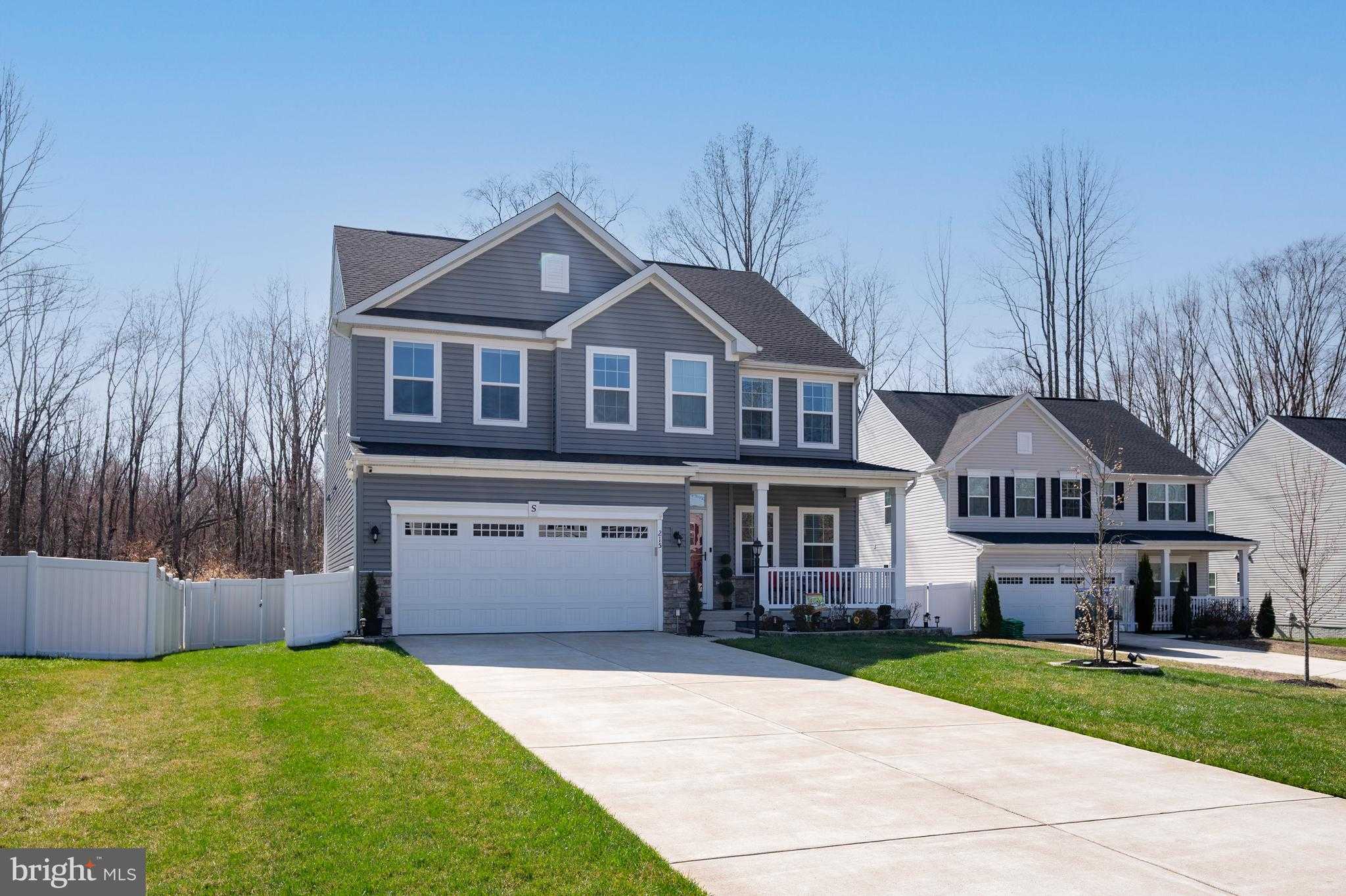 215 Determination Dr photo 3