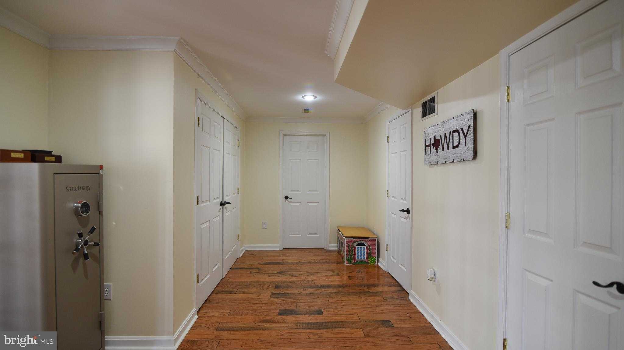 102 Bachtell Cir photo 36