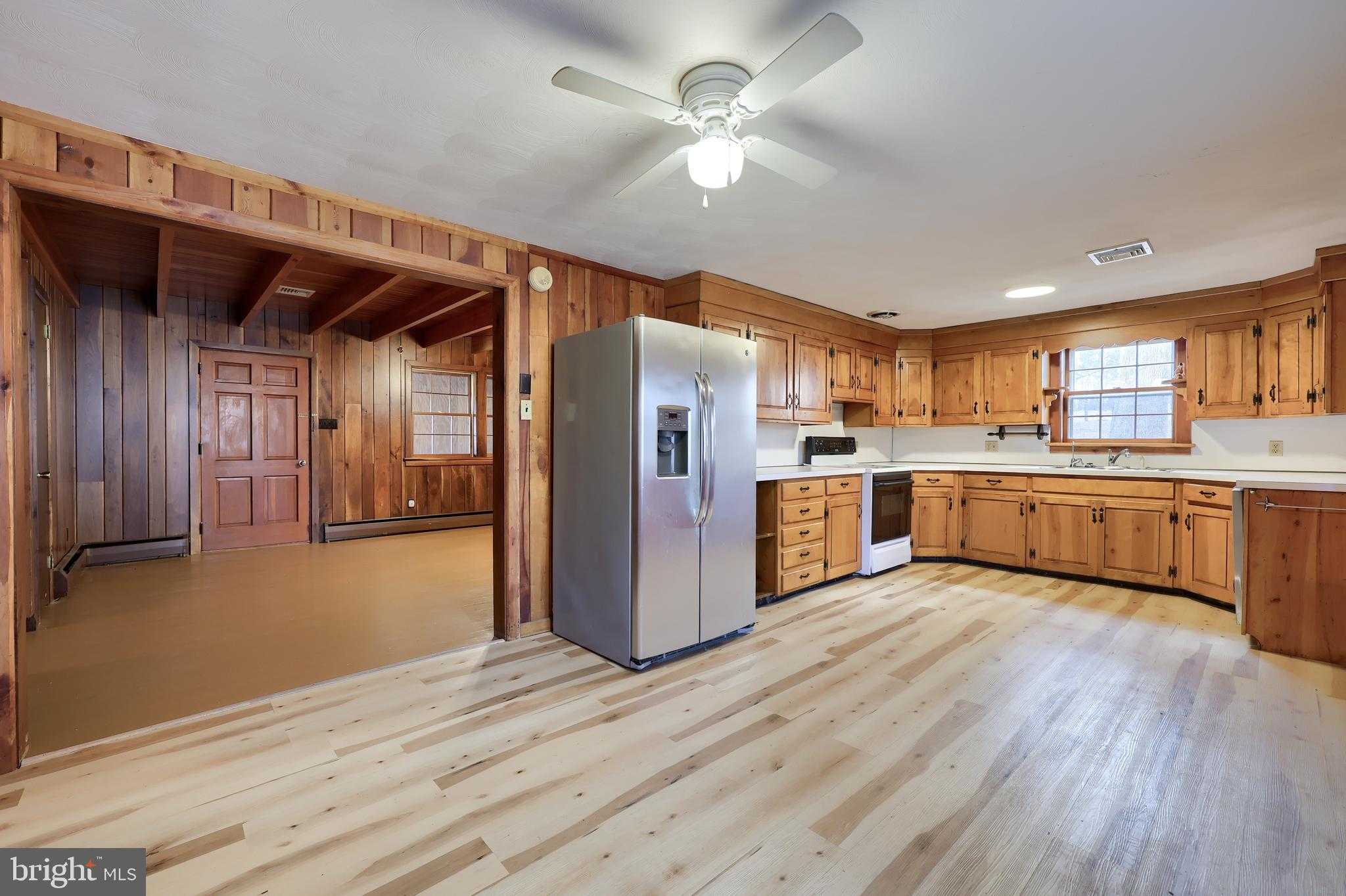 75 Church Rd photo 13