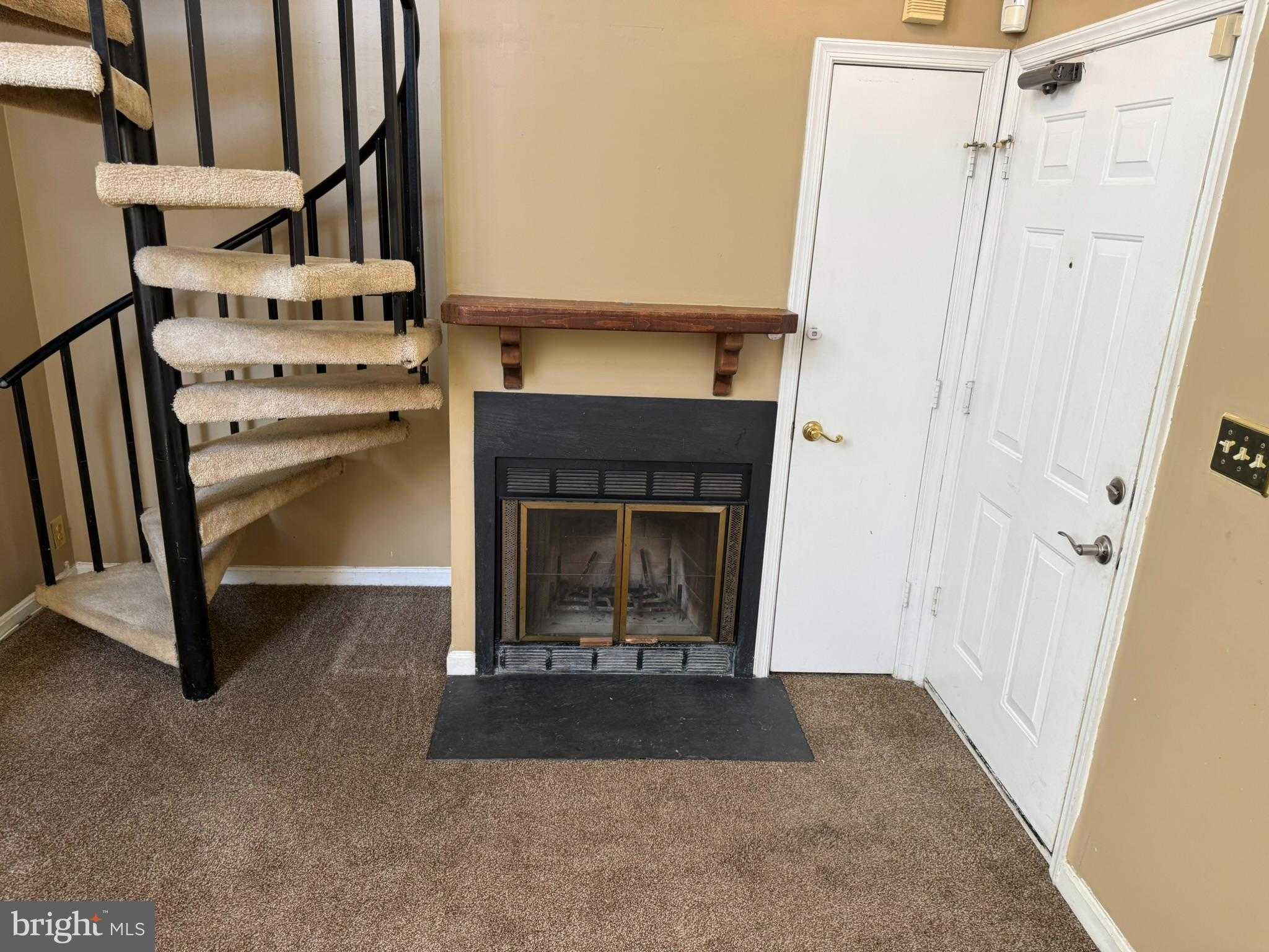 15732 Easthaven CT # 705 photo 6