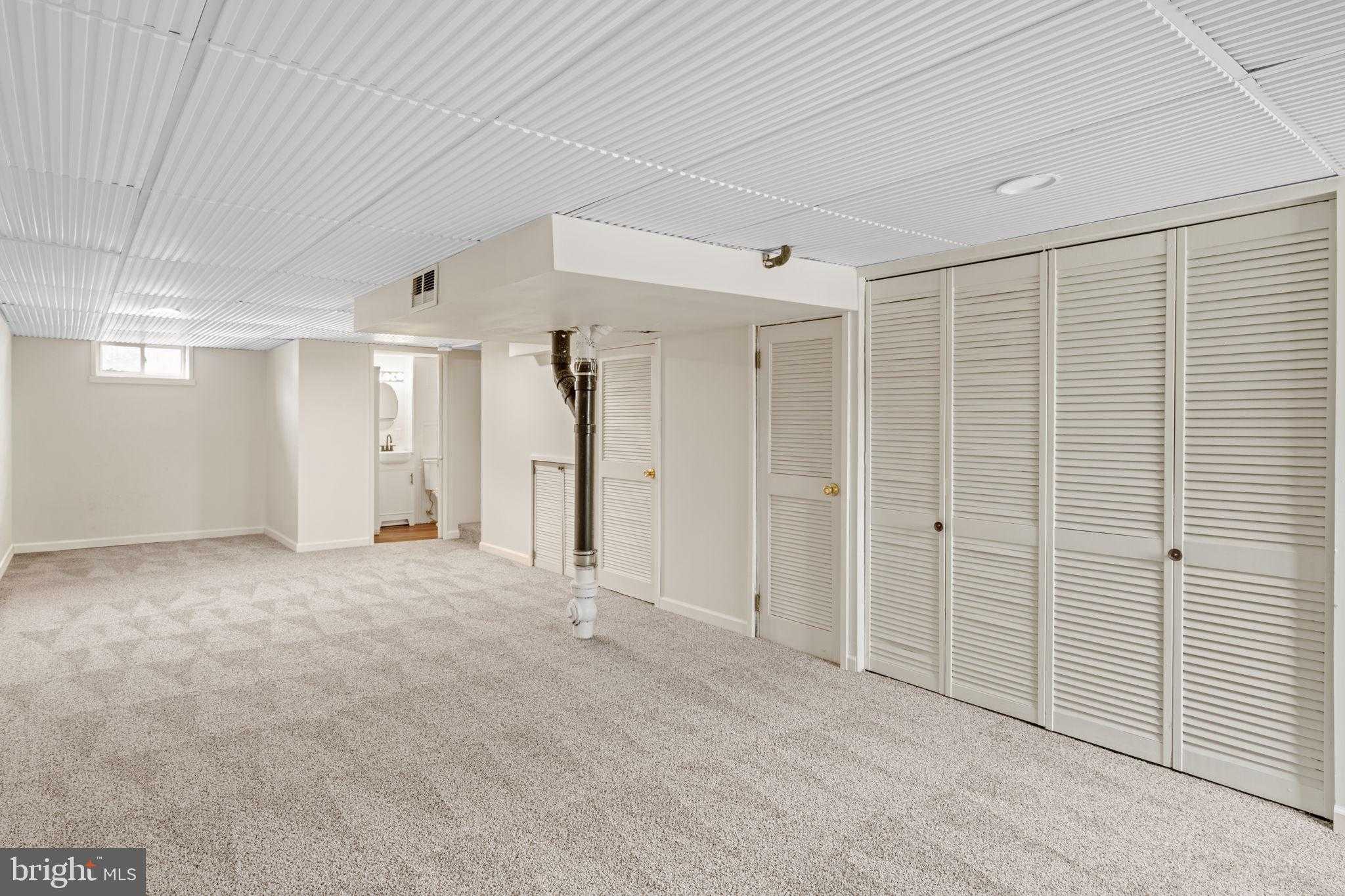 810 Bennington Rd photo 28