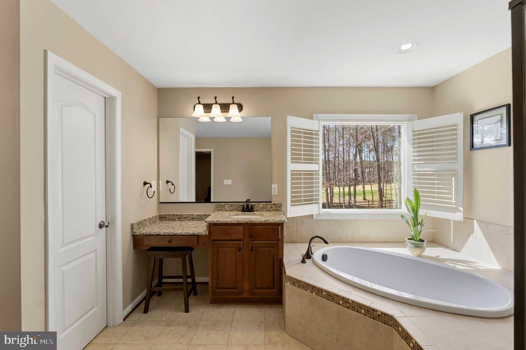 10502 Turning Leaf Ln photo 35