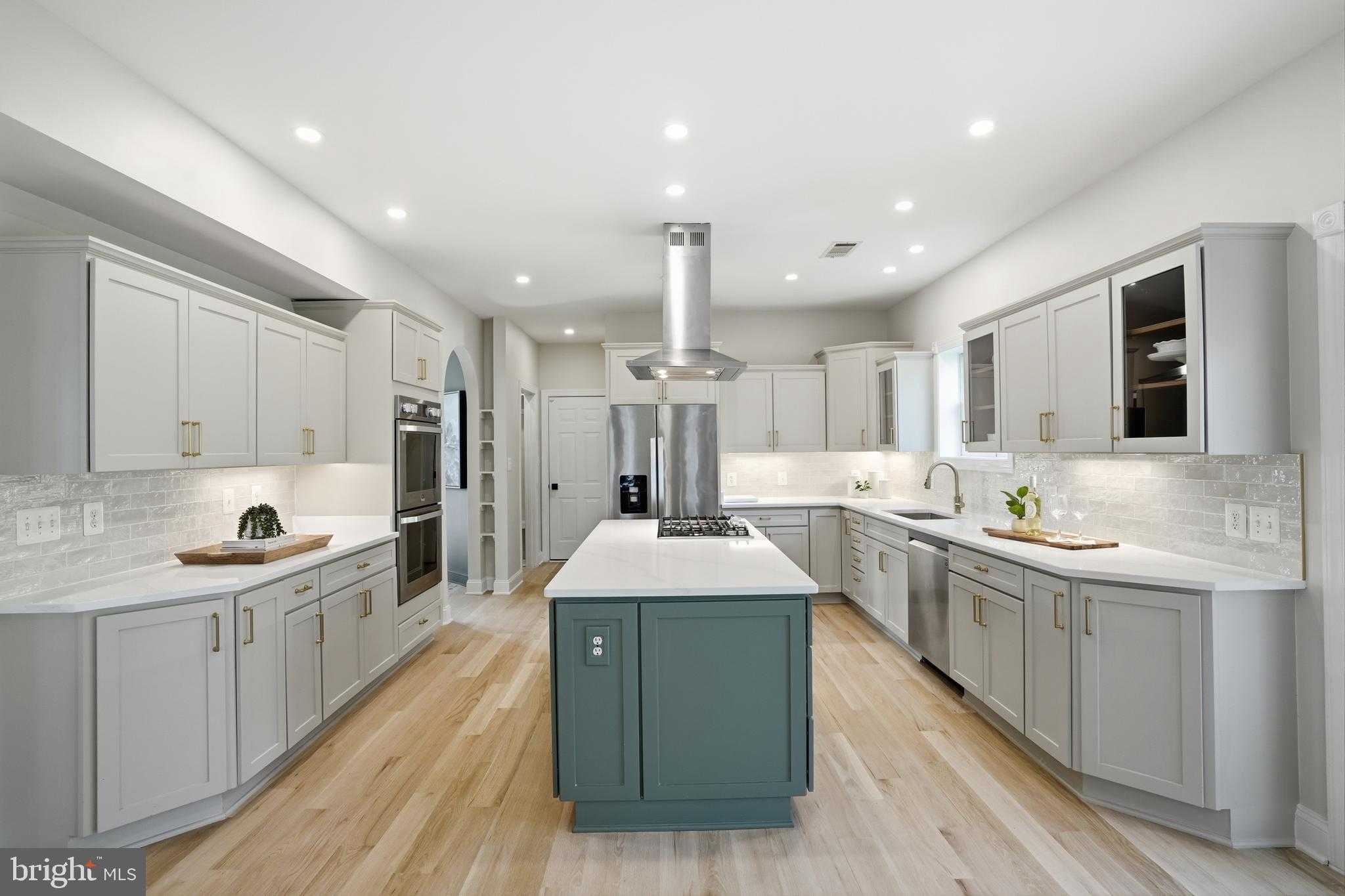 8228 Westchester Dr photo 23