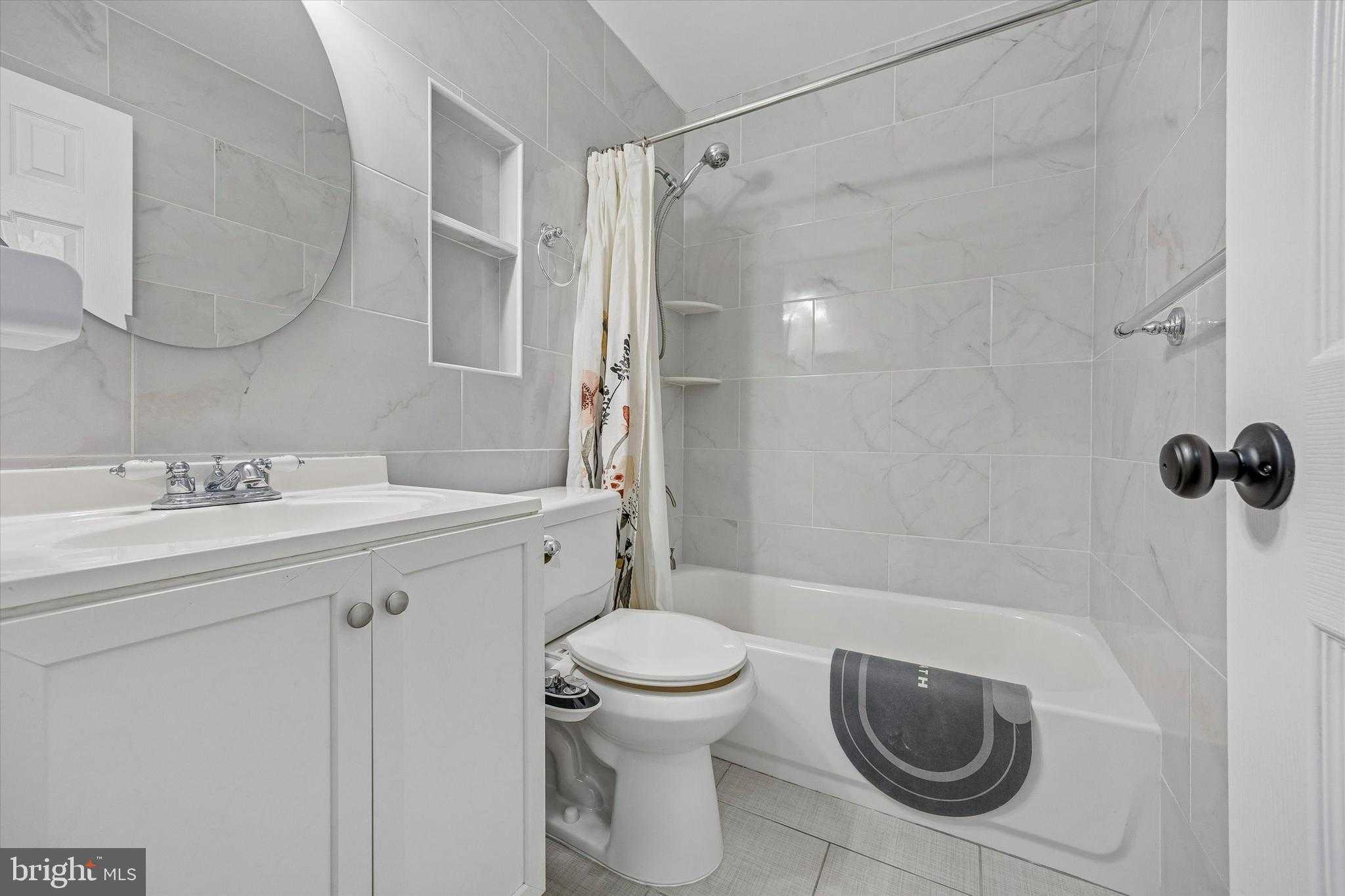 12135 Academy Rd Unit 19 photo 10