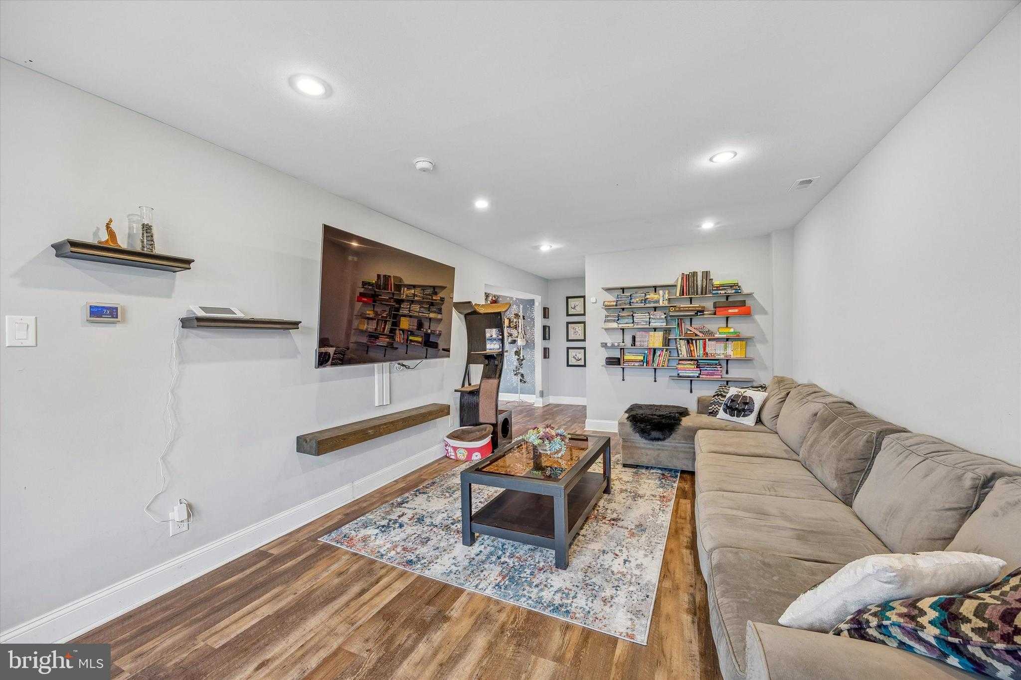 12135 Academy Rd Unit 19 photo 5