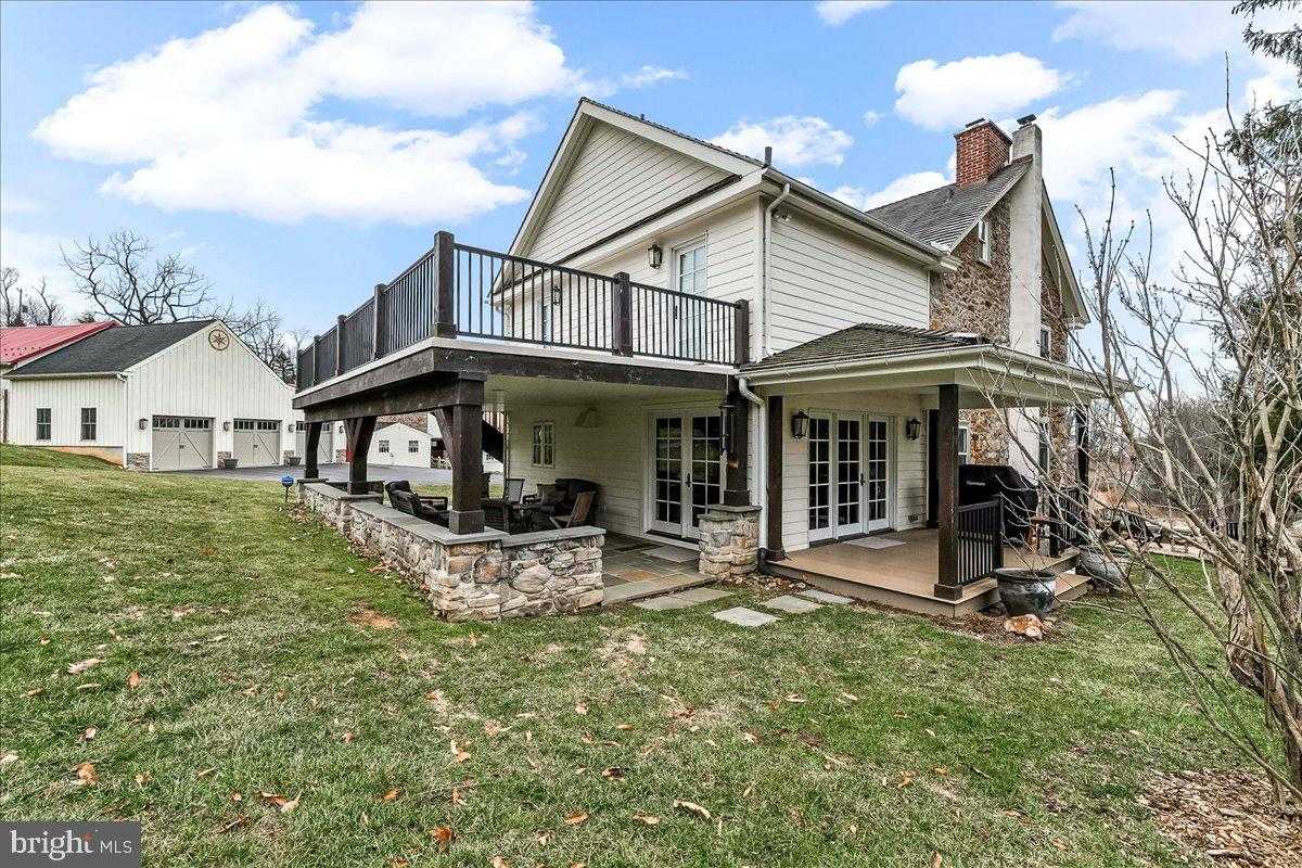 2563 Veronica Dr photo 10