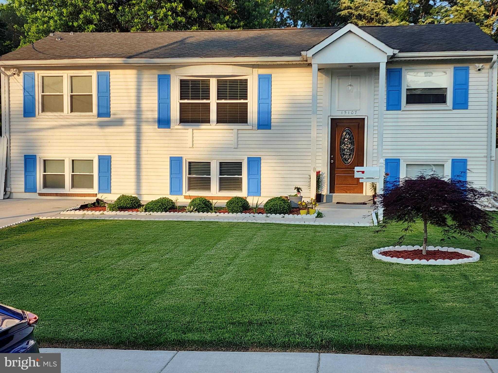 15107 Illinois Rd photo 3